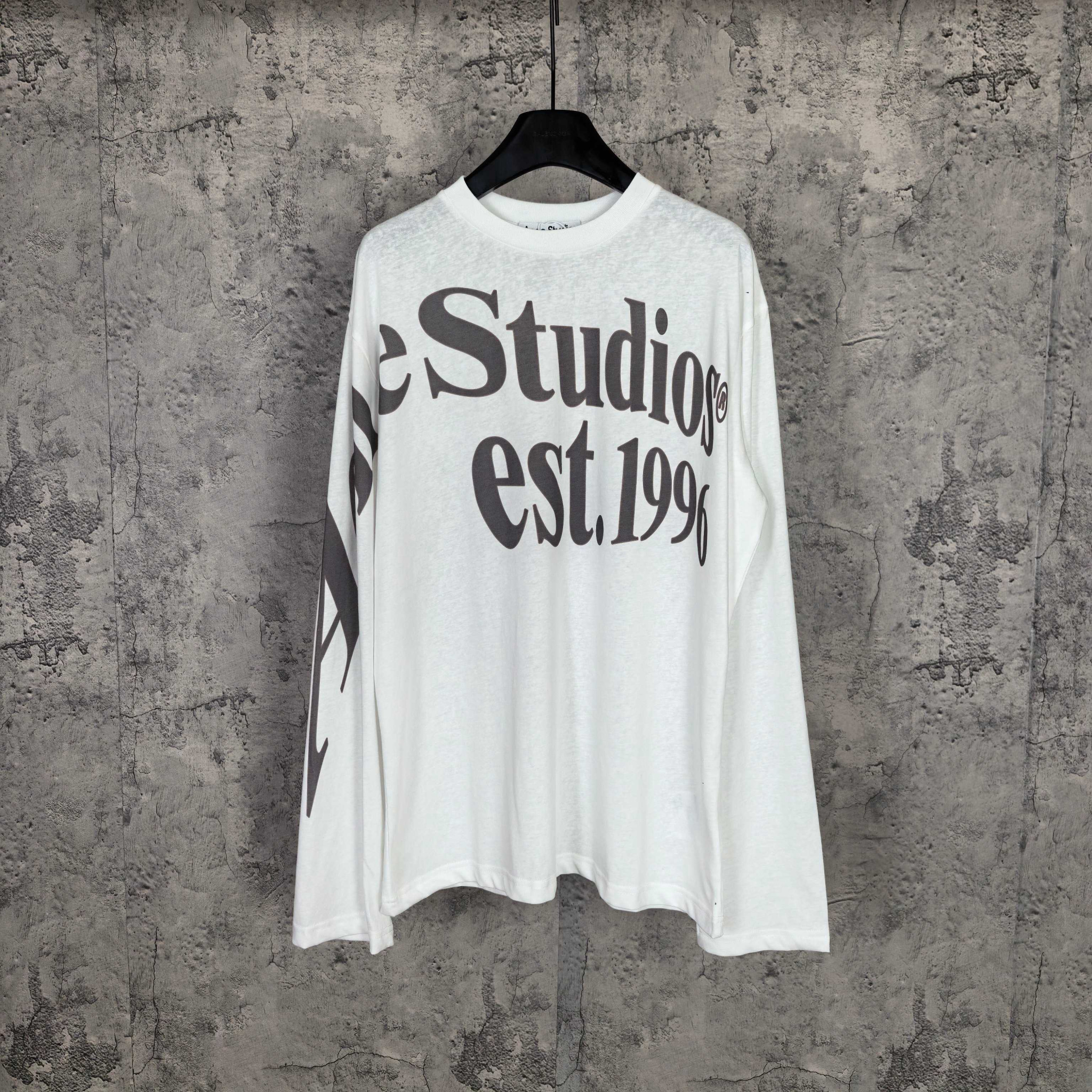 Acne Studios All — b72ff59c