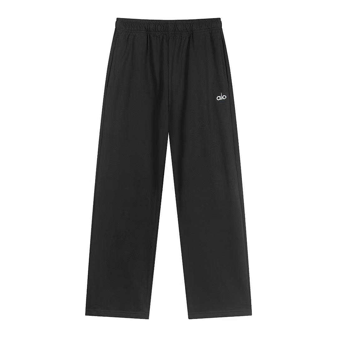 Alo Sweatshirt — dbf09ac9 angle 1