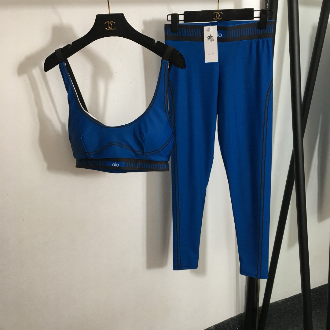 Alo T-Shirt — 1bab260f angle 1