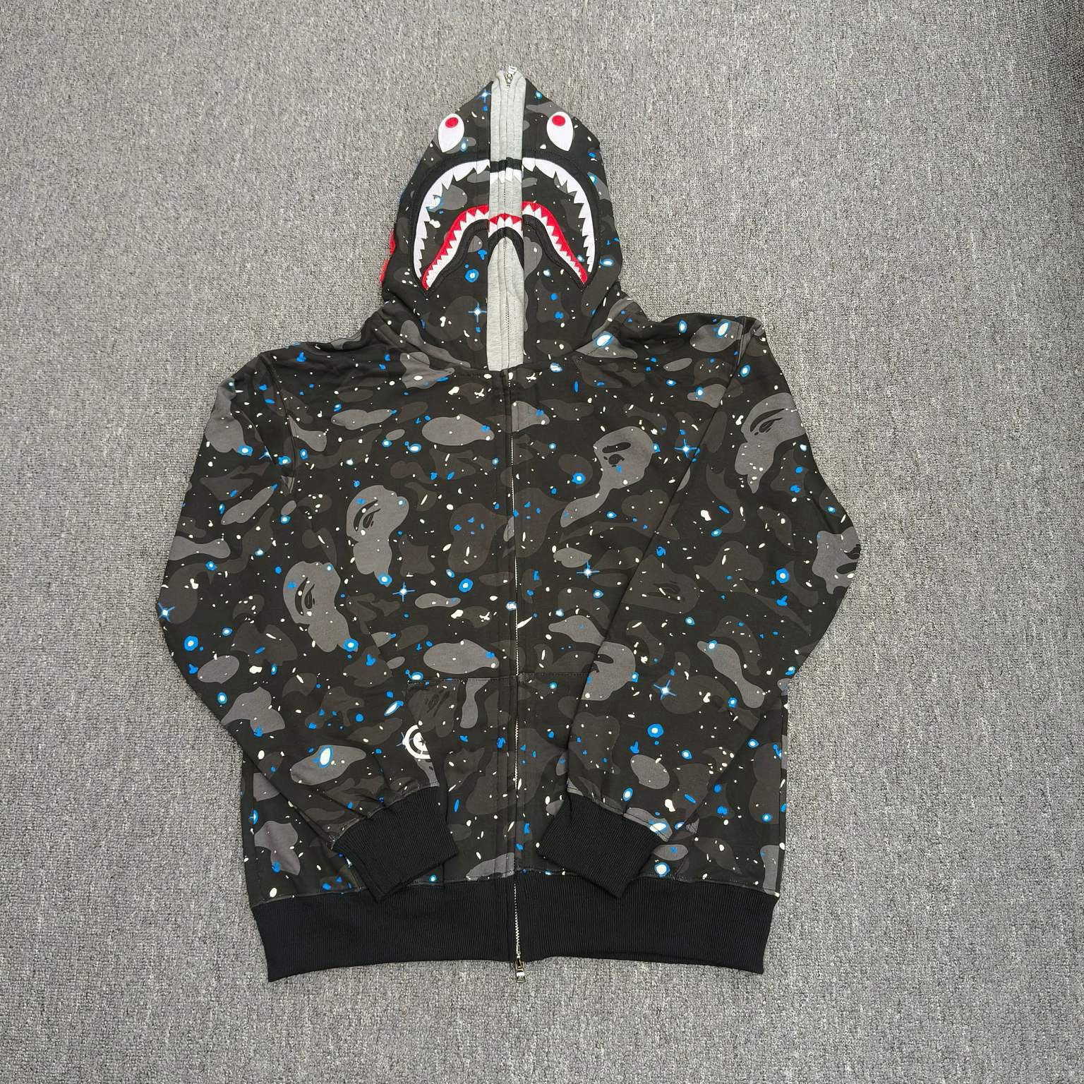 BAPE Hoodie — 6f23c110