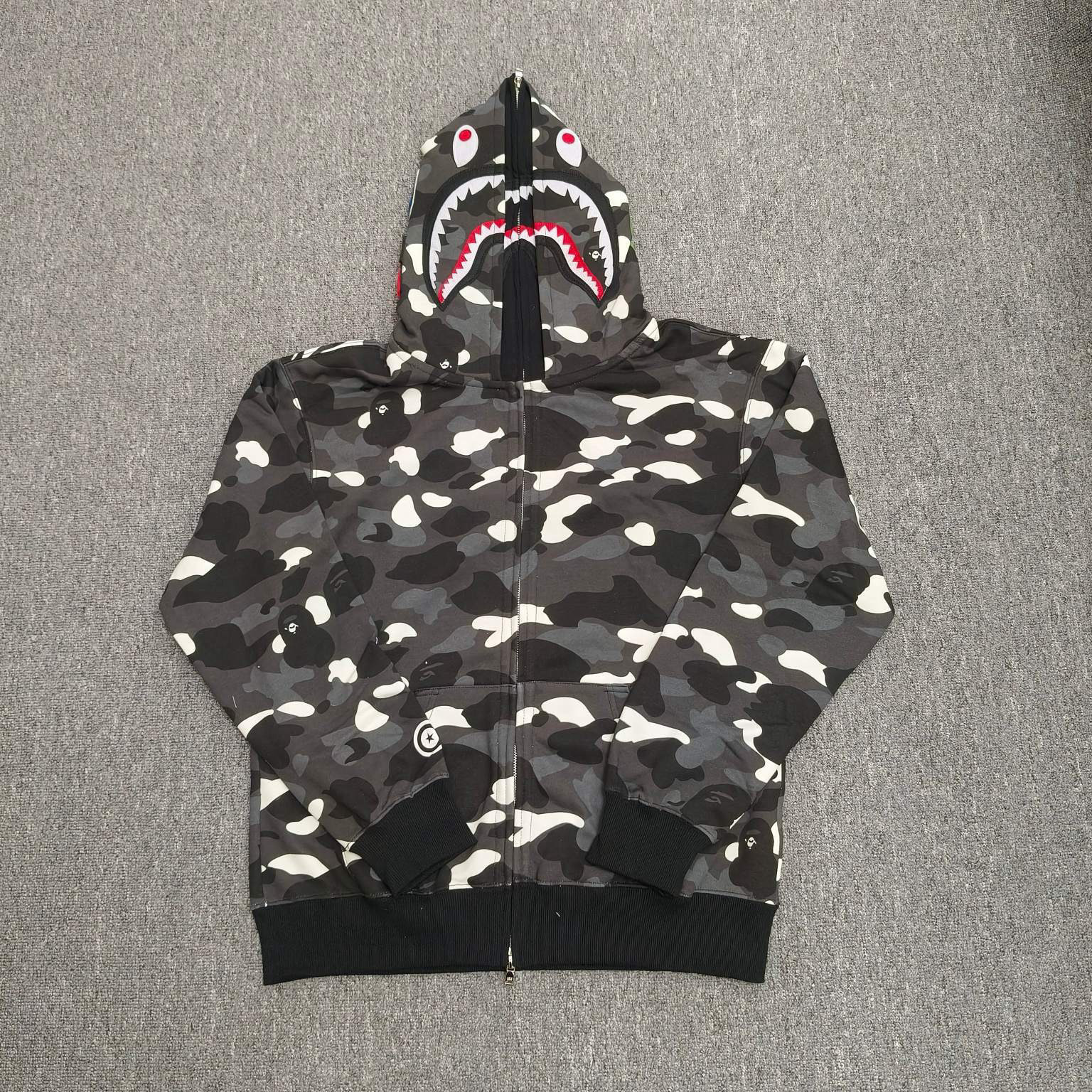 BAPE Hoodie — f1c78db6
