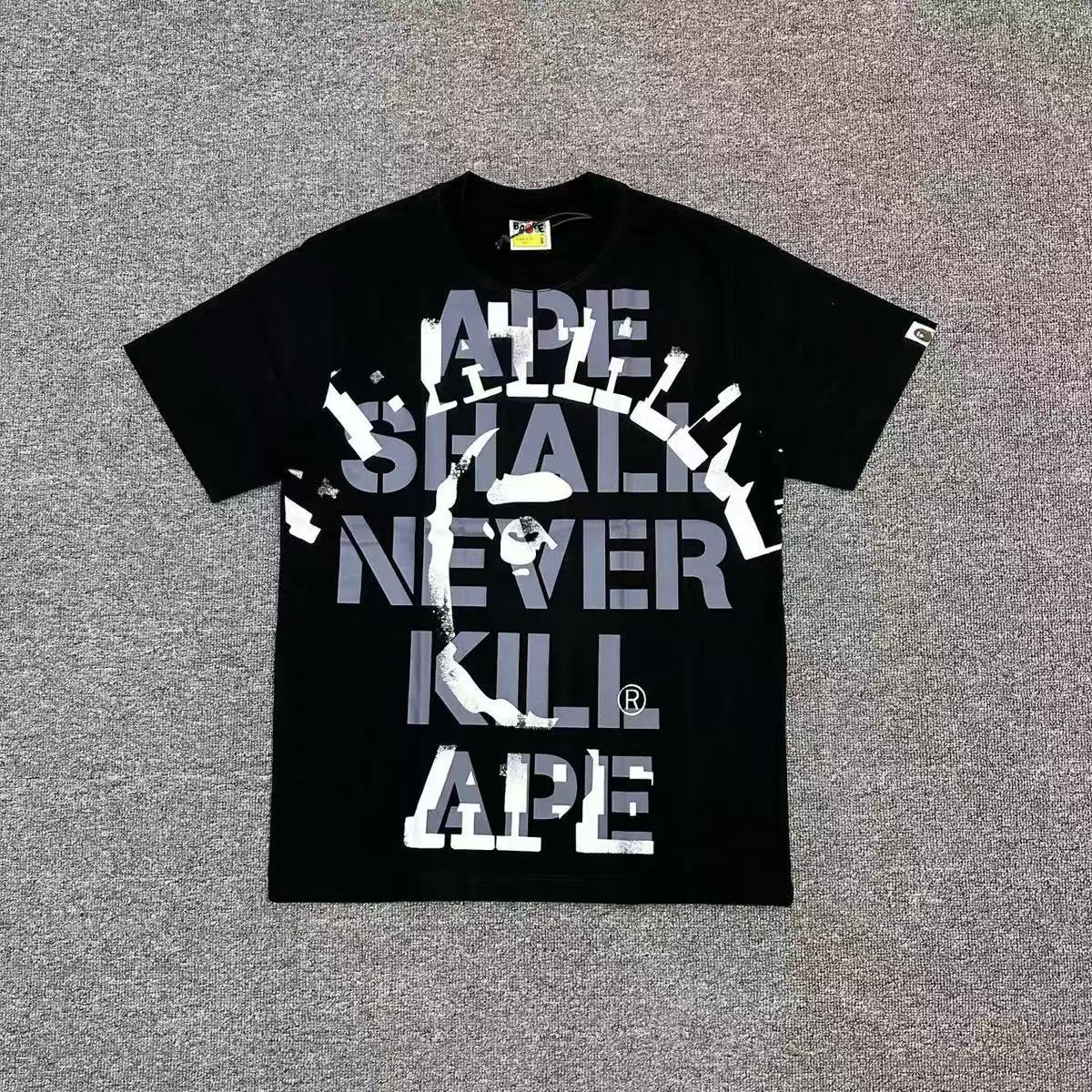 BAPE T-Shirt — 65c84381