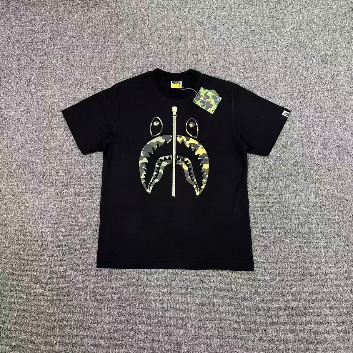 BAPE T-Shirt — 9451cd37