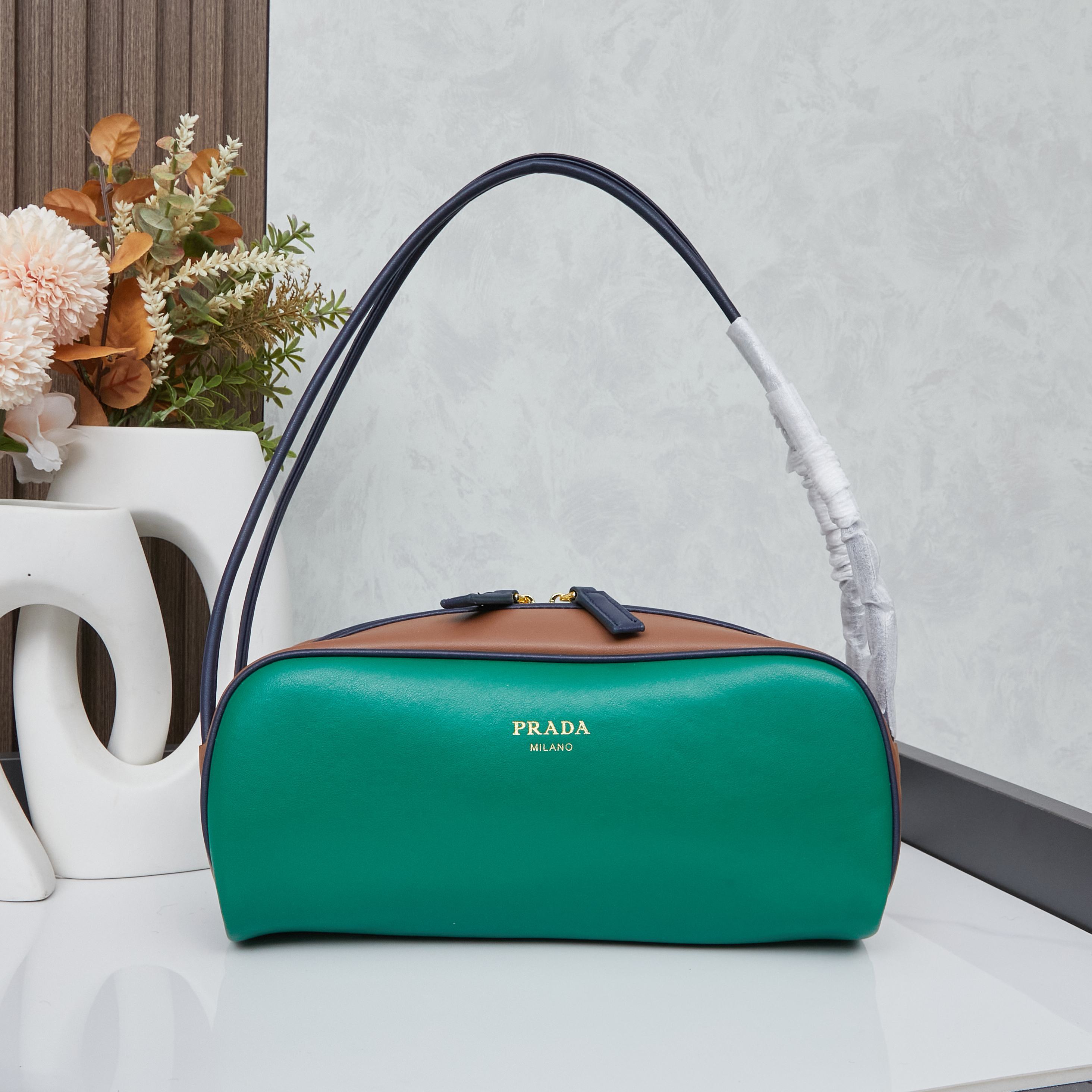 Designer Bags Prada — 3 angle 1