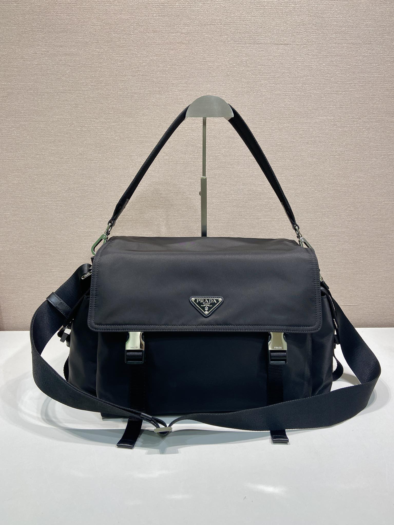 Designer Bags Prada — D082-3