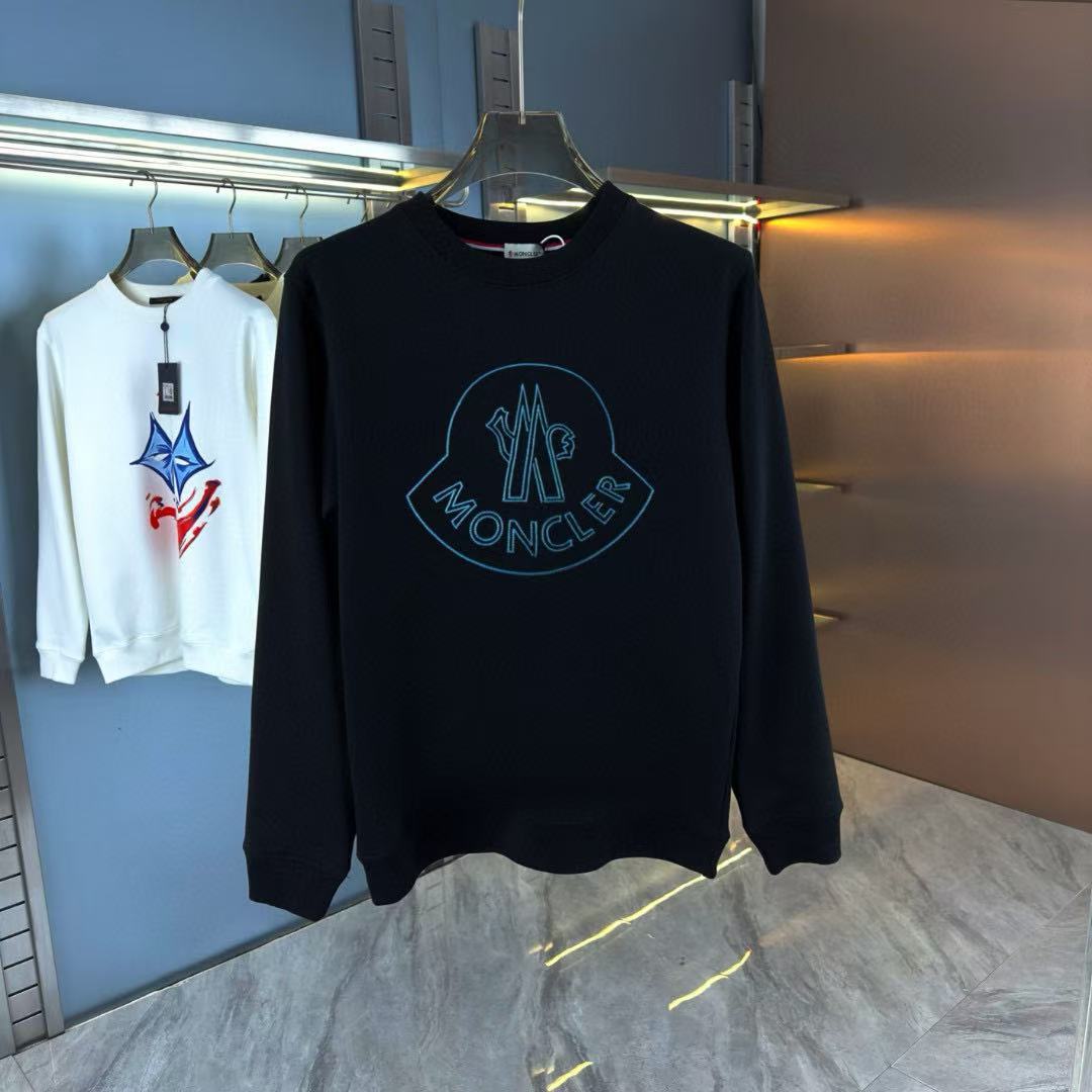 Moncler All — b96bd6dd