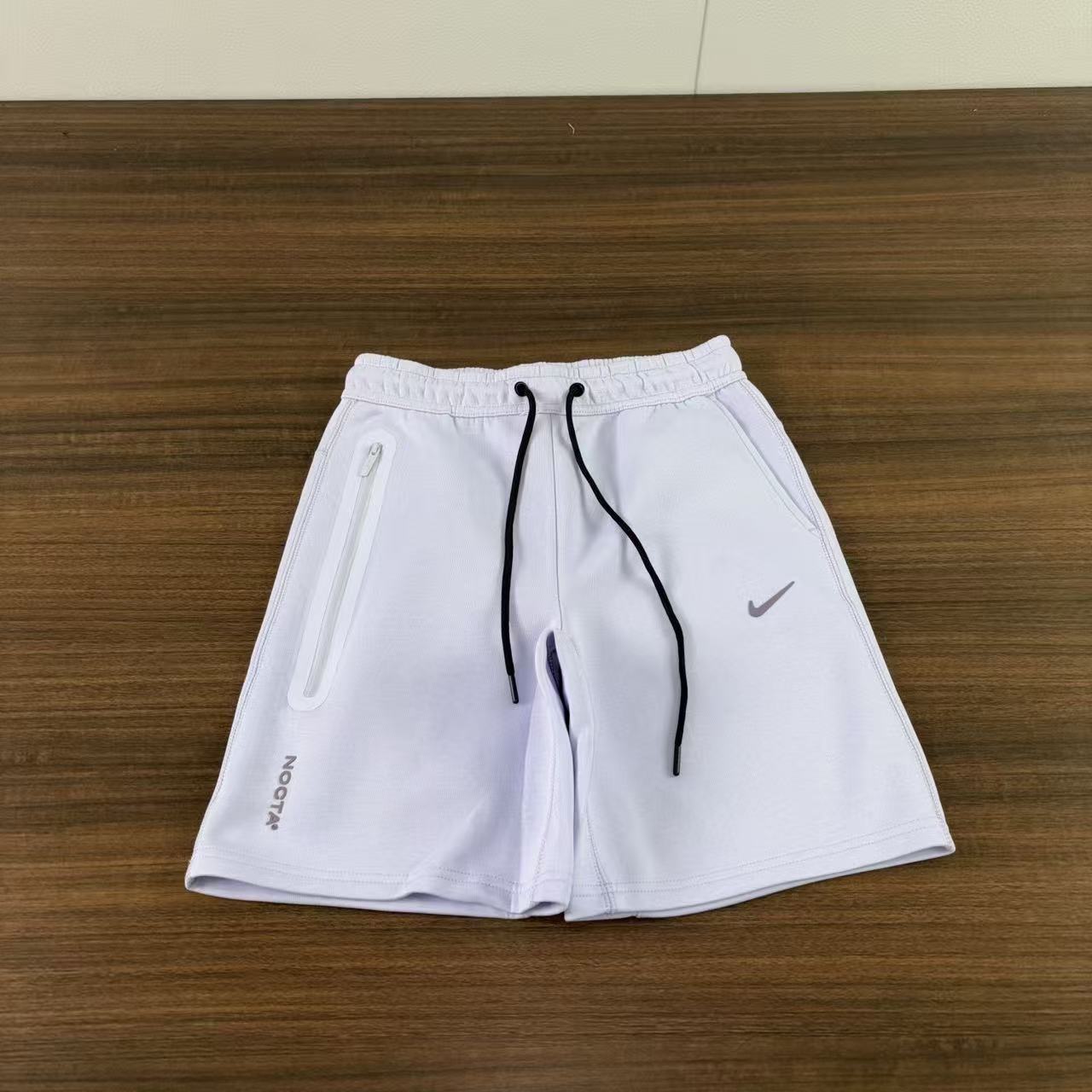 Nike Pants — 5930ebfb