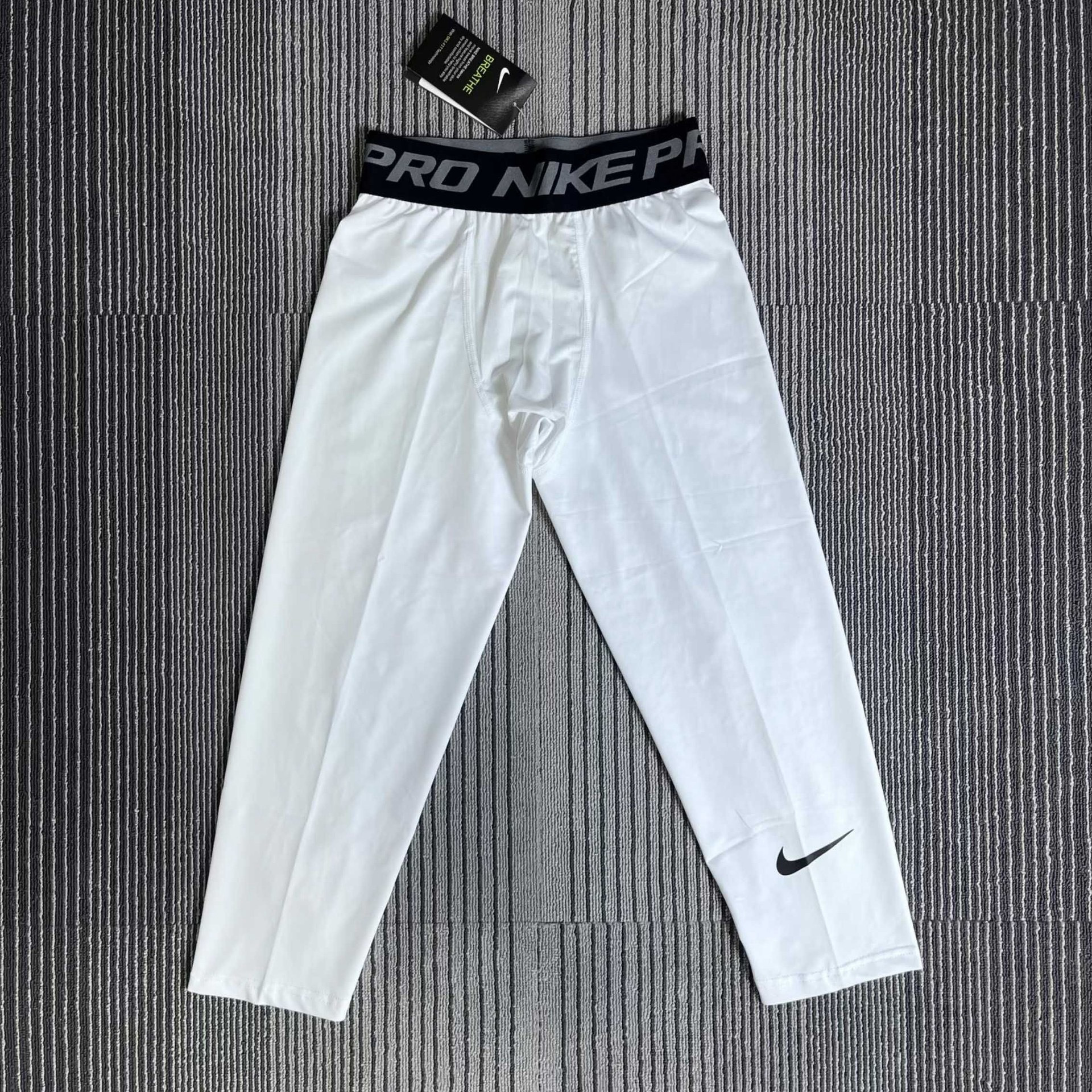 Nike Pants — b81bc72e