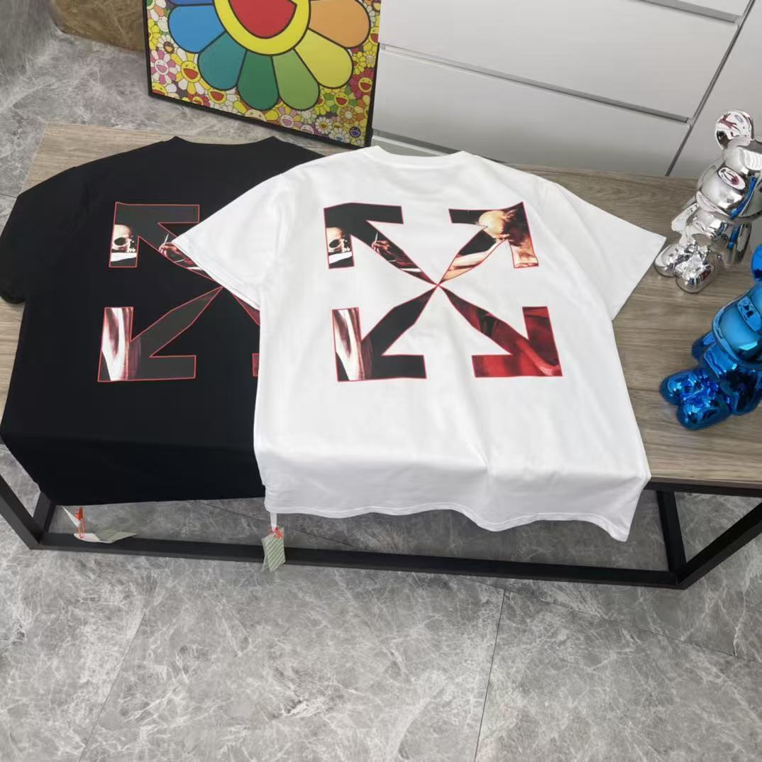 Off-white T-Shirt — 6a8b5f2a