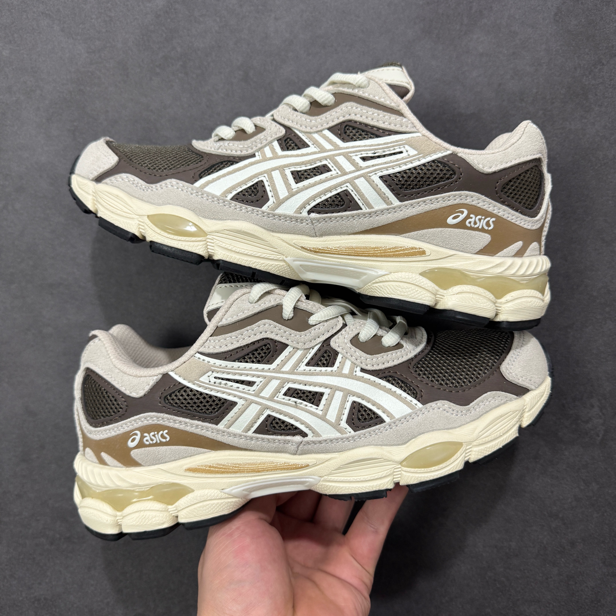 Shoe Ascics — 7371535d angle 1