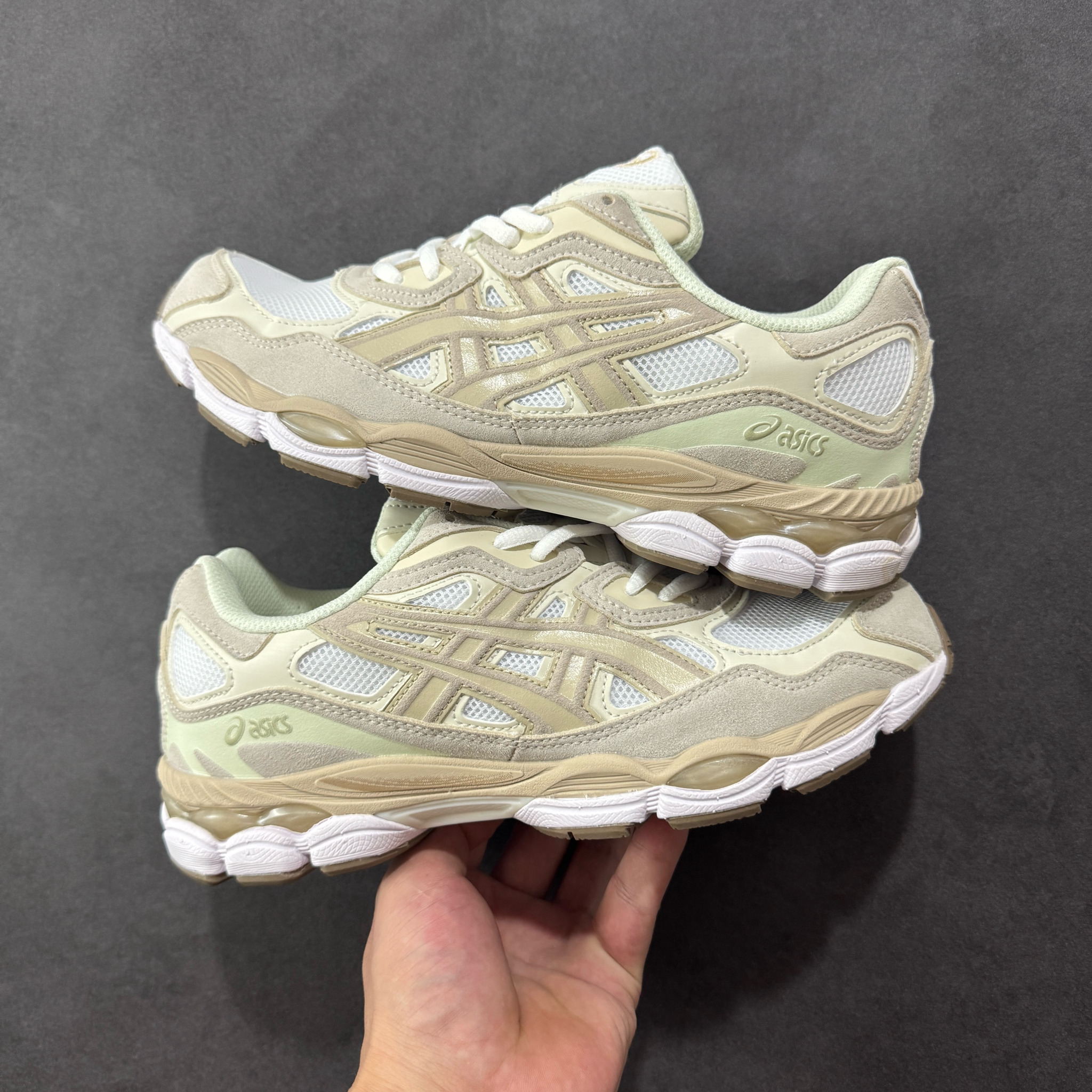 Shoe Ascics — 80a23f3f angle 1