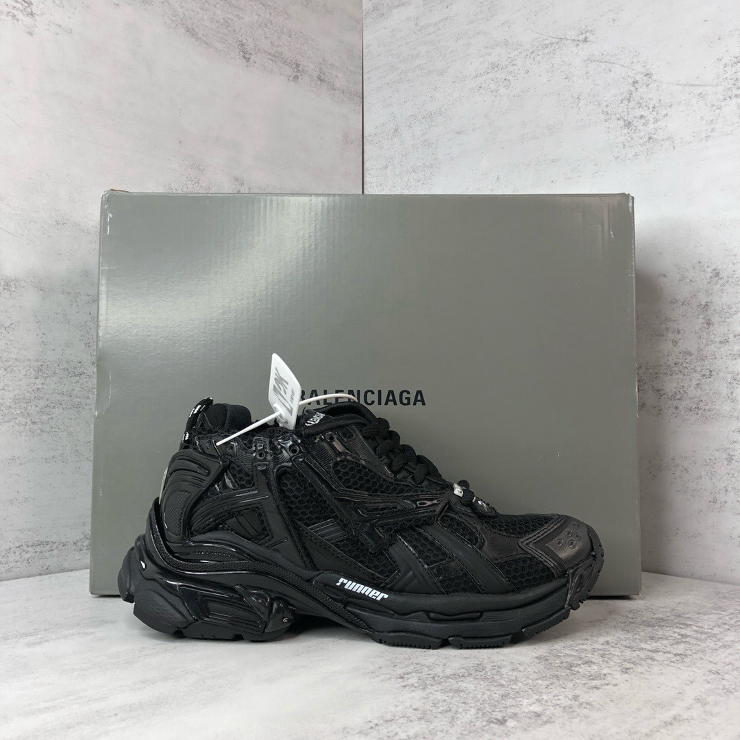Shoe Balenciaga shoe — 4060d147 angle 1