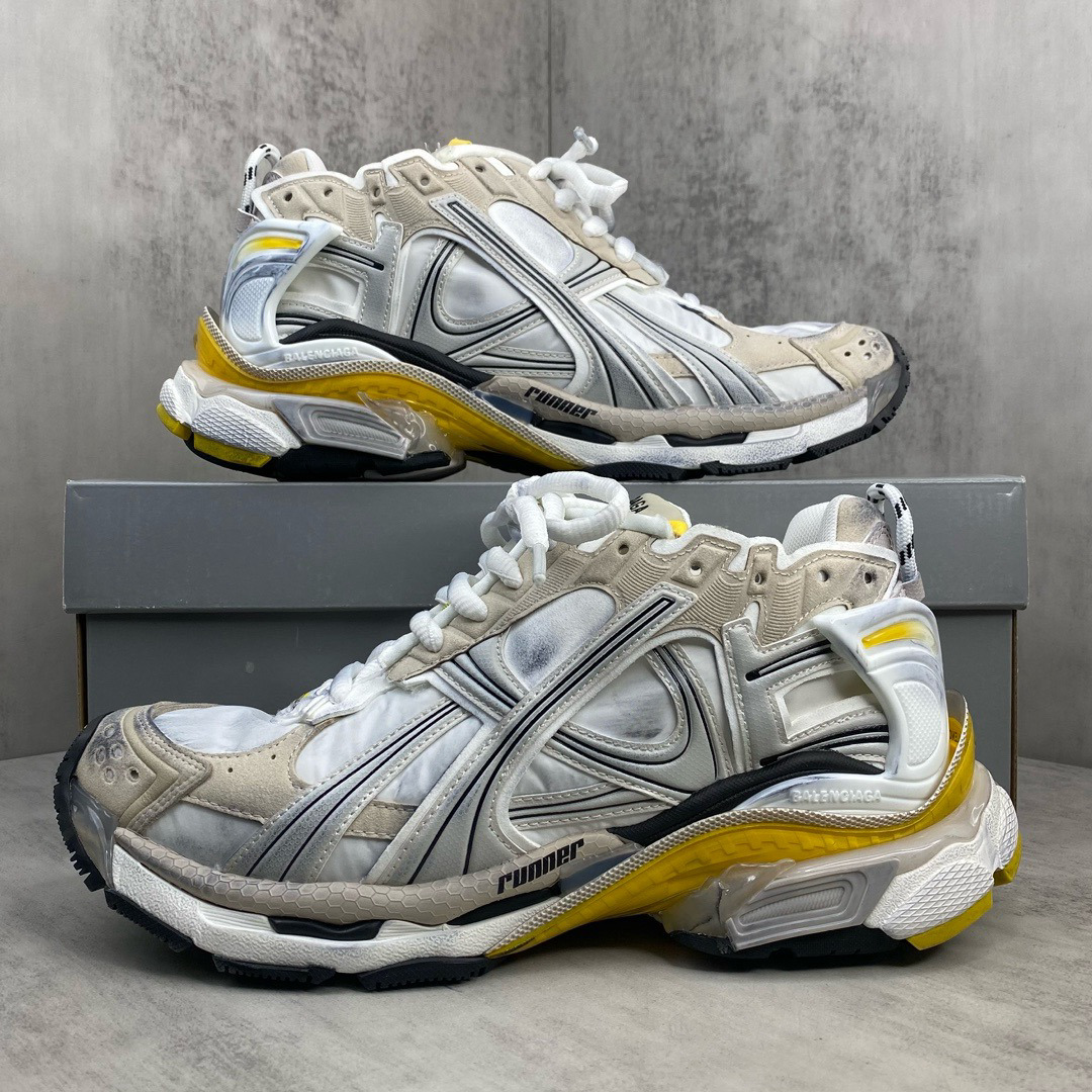 Shoe Balenciaga shoe — 611ff882 angle 1