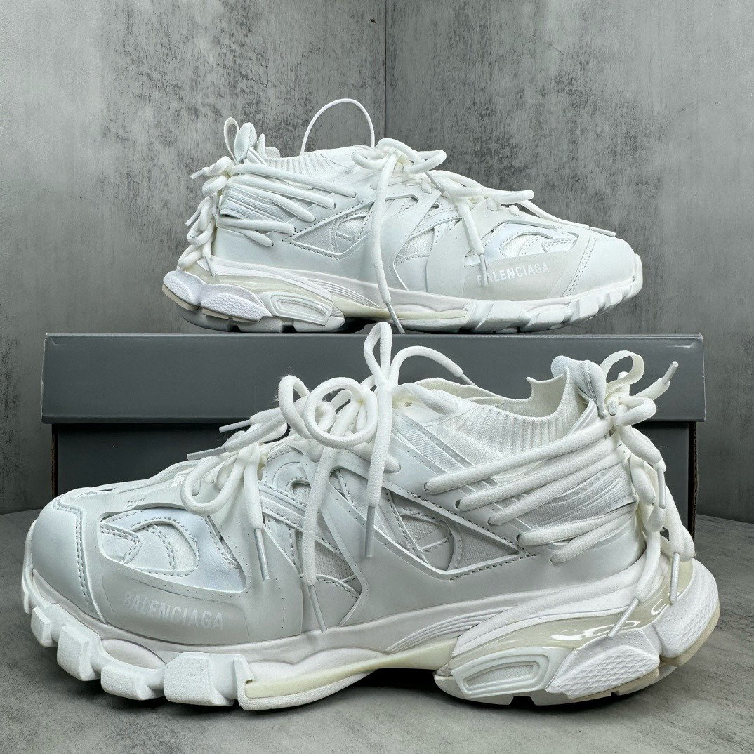 Shoe Balenciaga shoe — 730448f4 angle 1