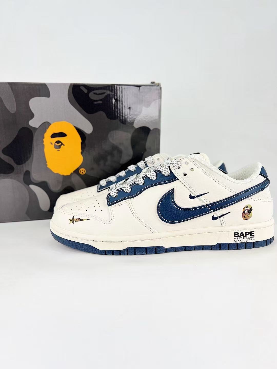 Shoe BAPE — e0eff094 angle 1