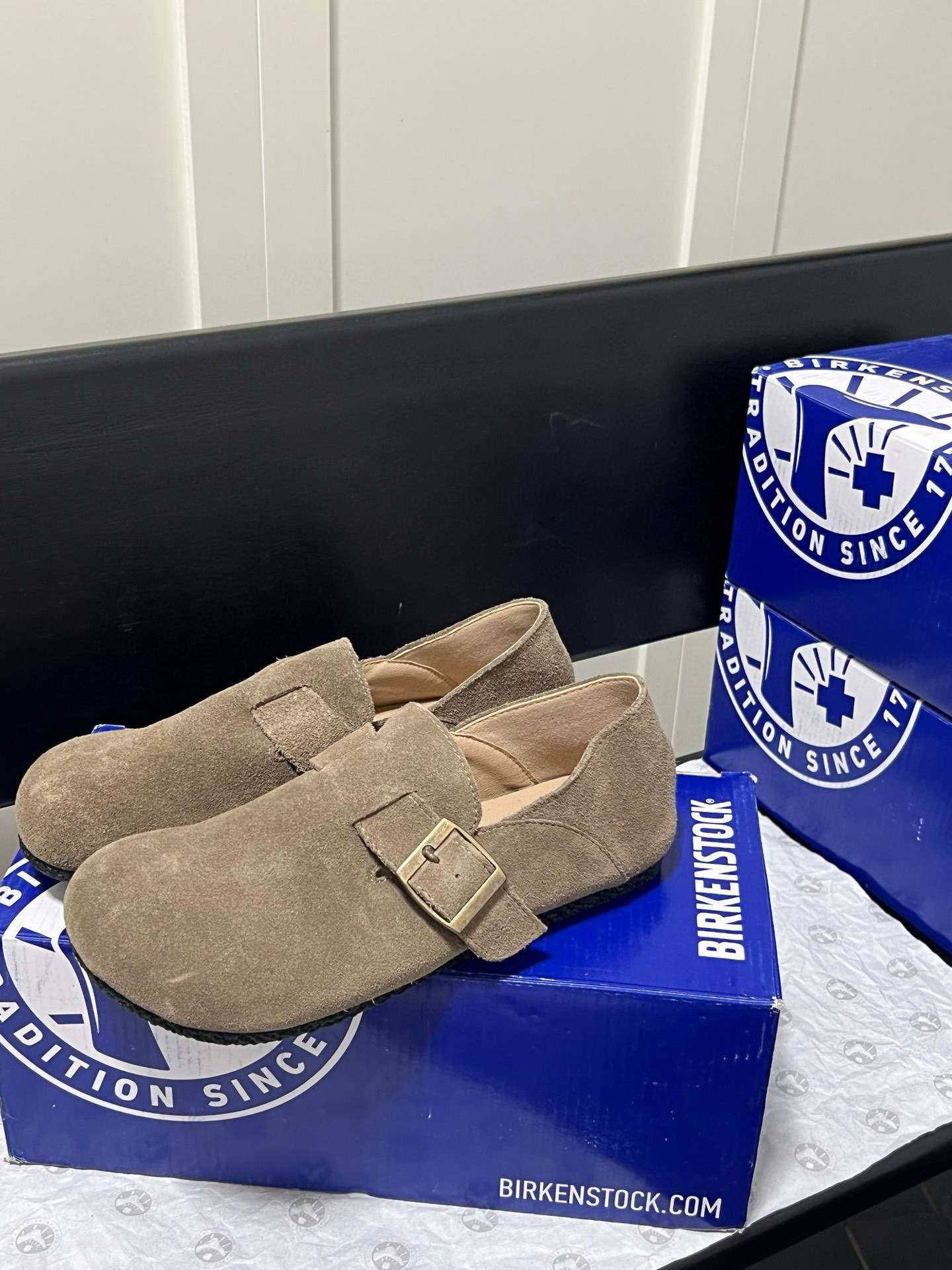 Shoe Birkenstock shoes — f62a9509 angle 1