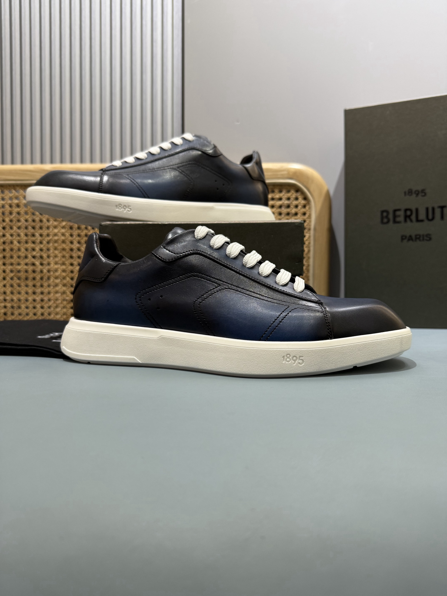 Shoe Burberry shoes — 8479d121
