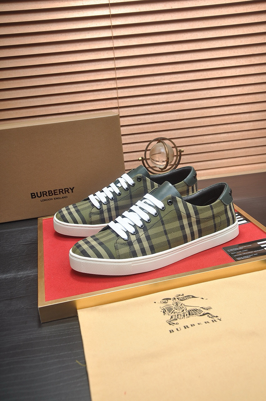 Shoe Burberry shoes — f716df44 angle 1