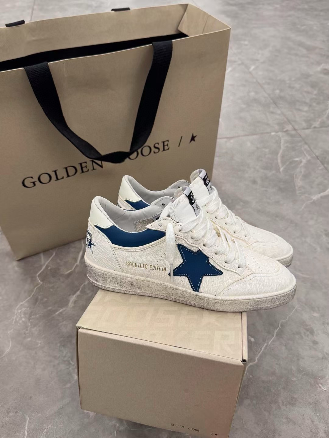 Shoe Golden Goose shoes — 4f4df035 angle 1