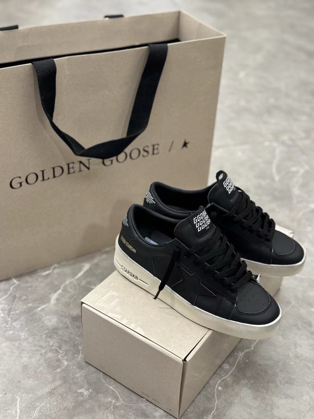 Shoe Golden Goose shoes — a752ac74 angle 1