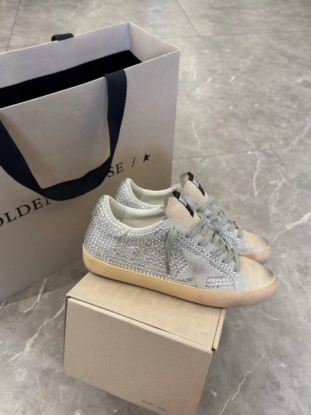 Shoe Golden Goose shoes — ab8f04b6 angle 1