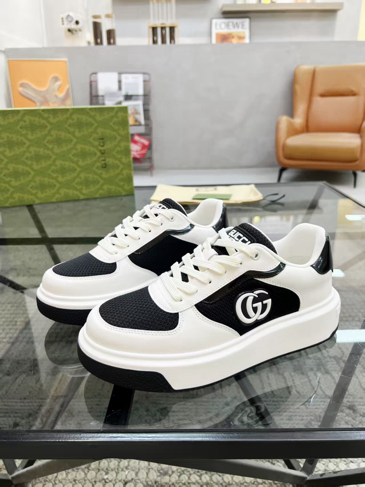 Shoe GUCCI shoes — 27b6e464 angle 1