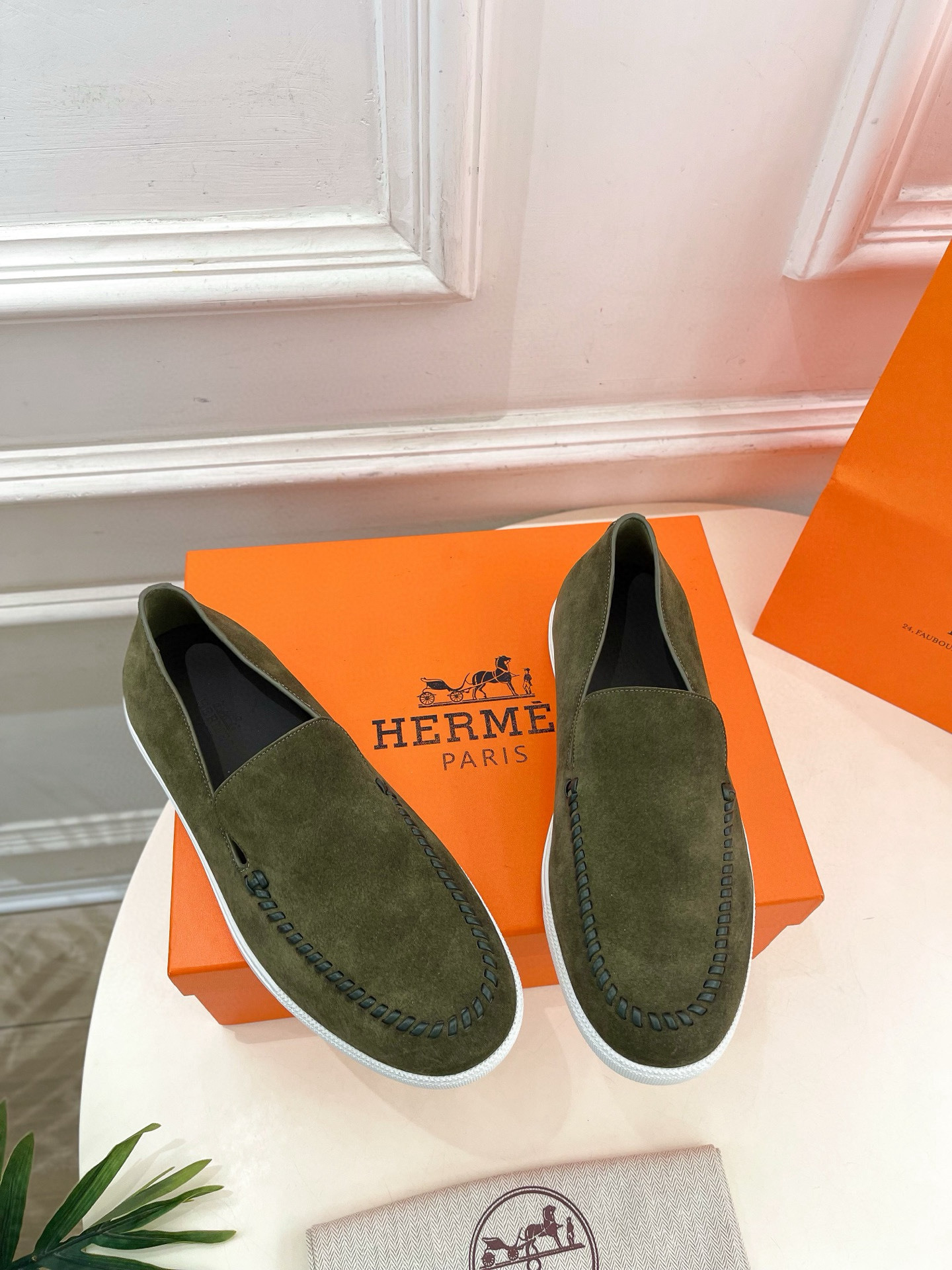 Shoe Hermès shoe — 0c55538c angle 1