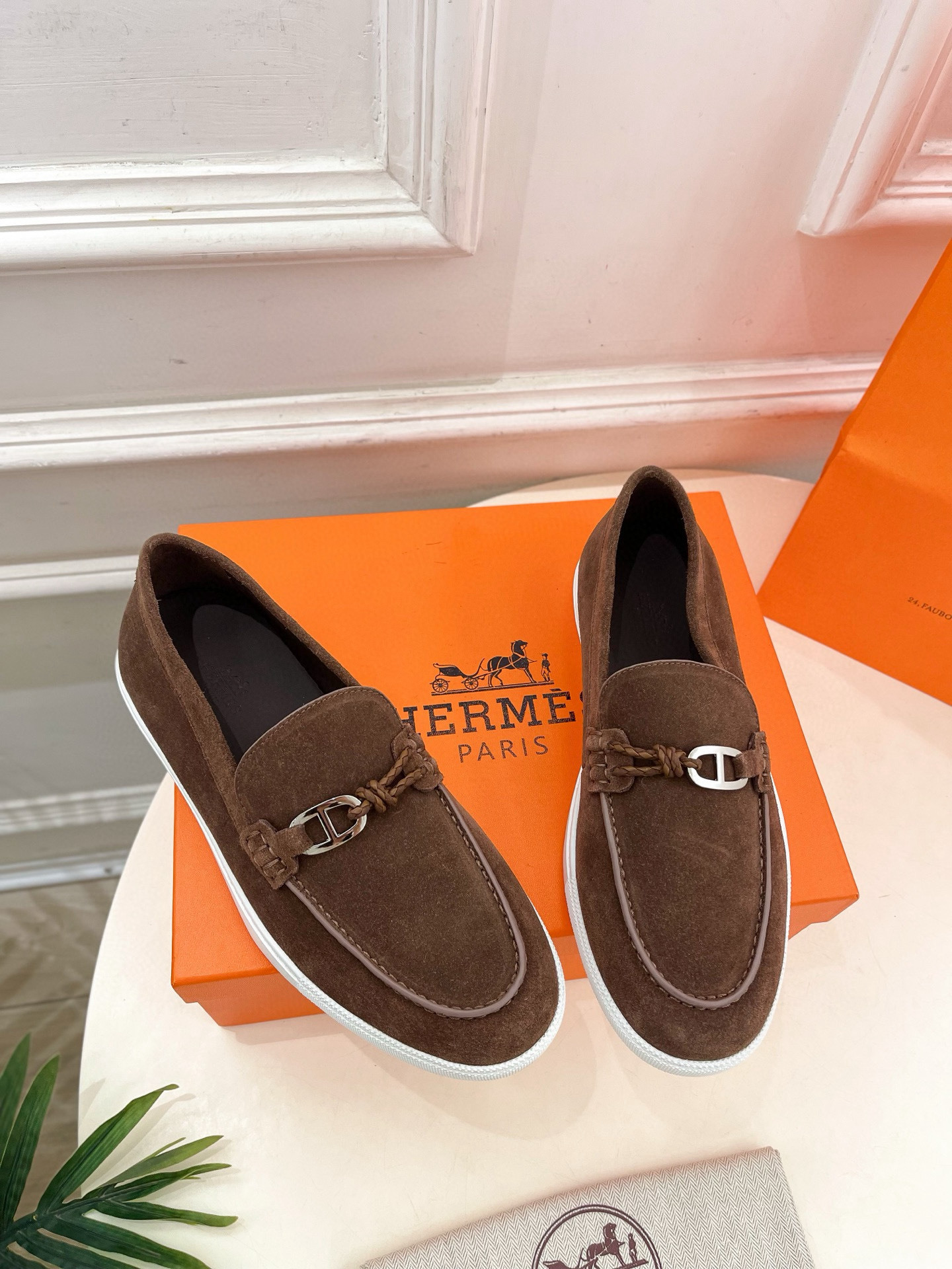 Shoe Hermès shoe — fd8e22a2 angle 1