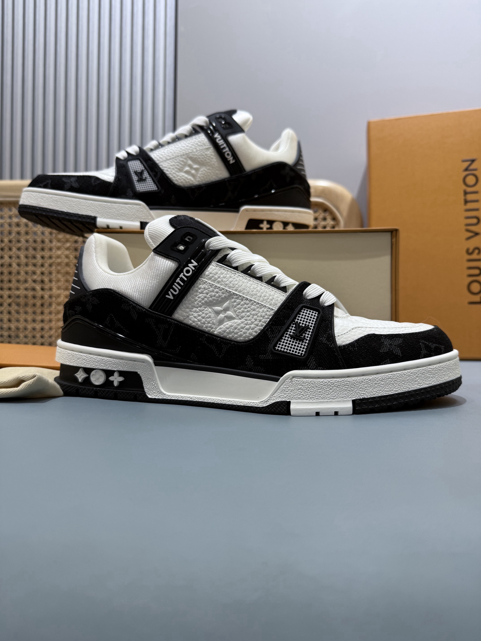 Shoe Louis Vuitton Shoes — d564f644