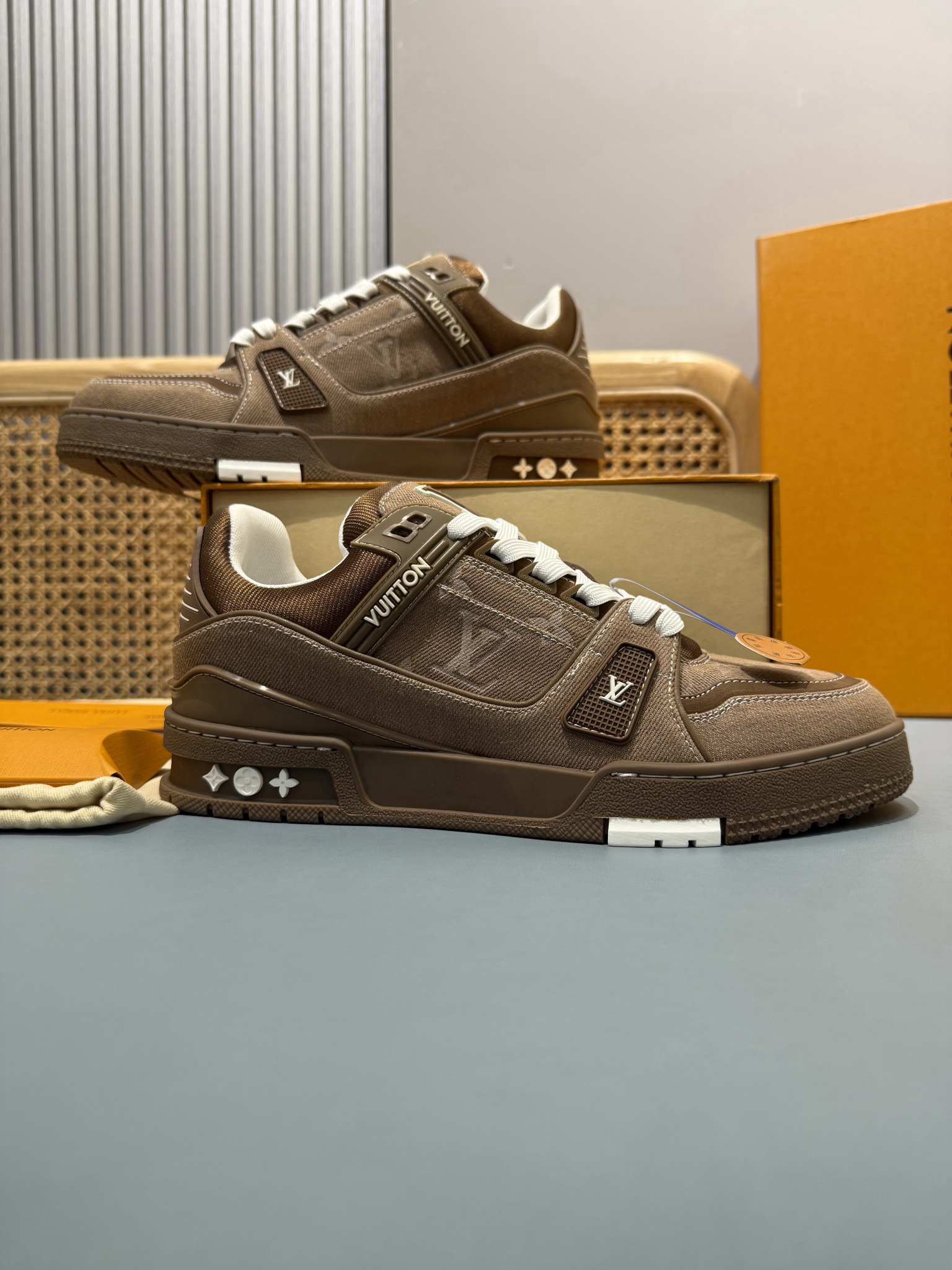 Shoe Louis Vuitton Shoes — de1a9574 angle 1