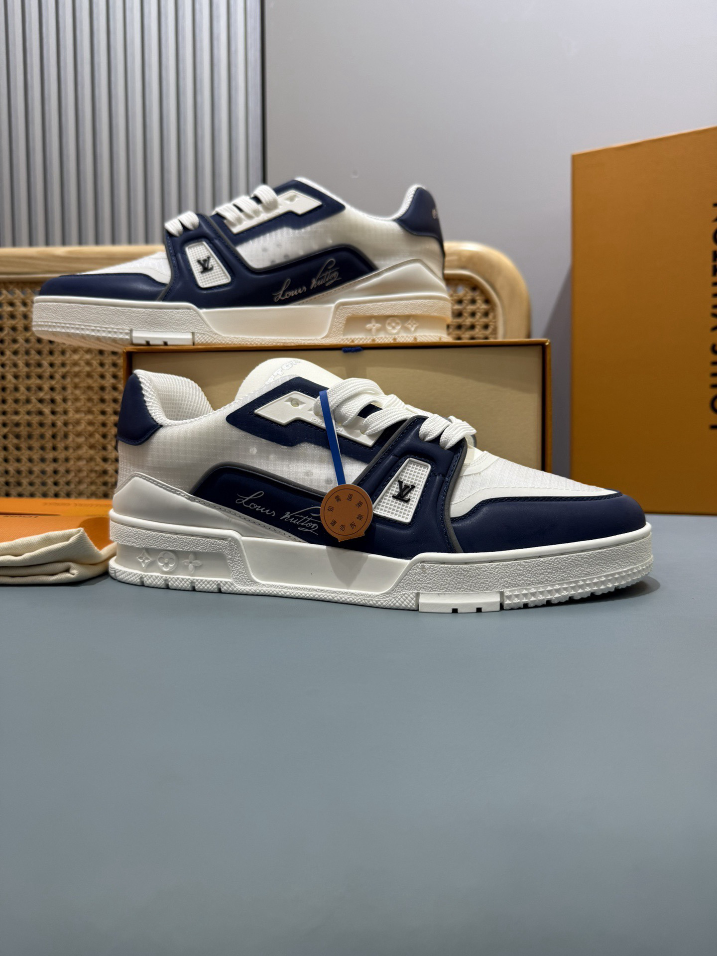 Shoe Louis Vuitton Shoes — f7f786f1