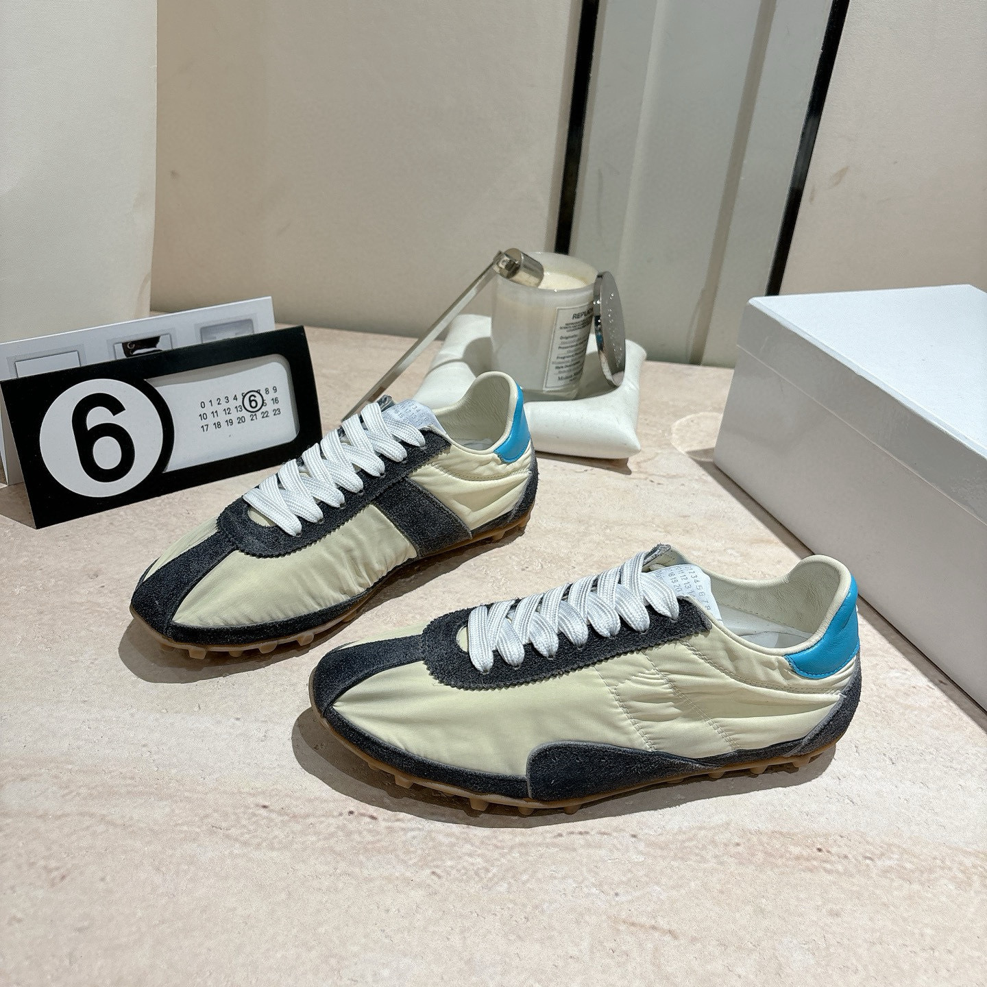 Shoe Maison Margiela Shoes — d1a7ccbe angle 1