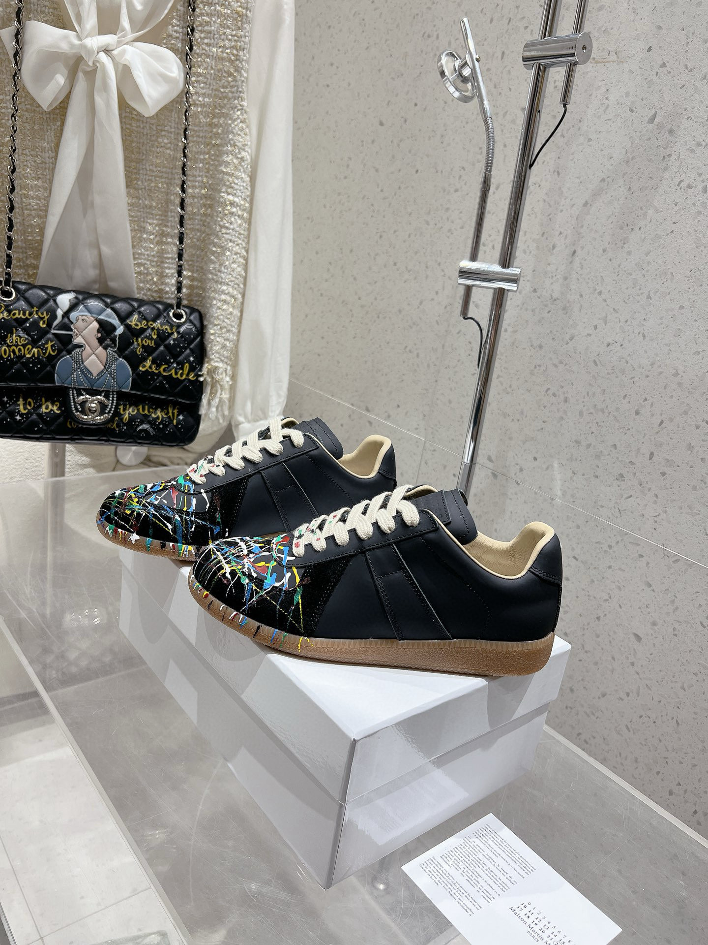 Shoe Maison Margiela Shoes — d52028d9 angle 1