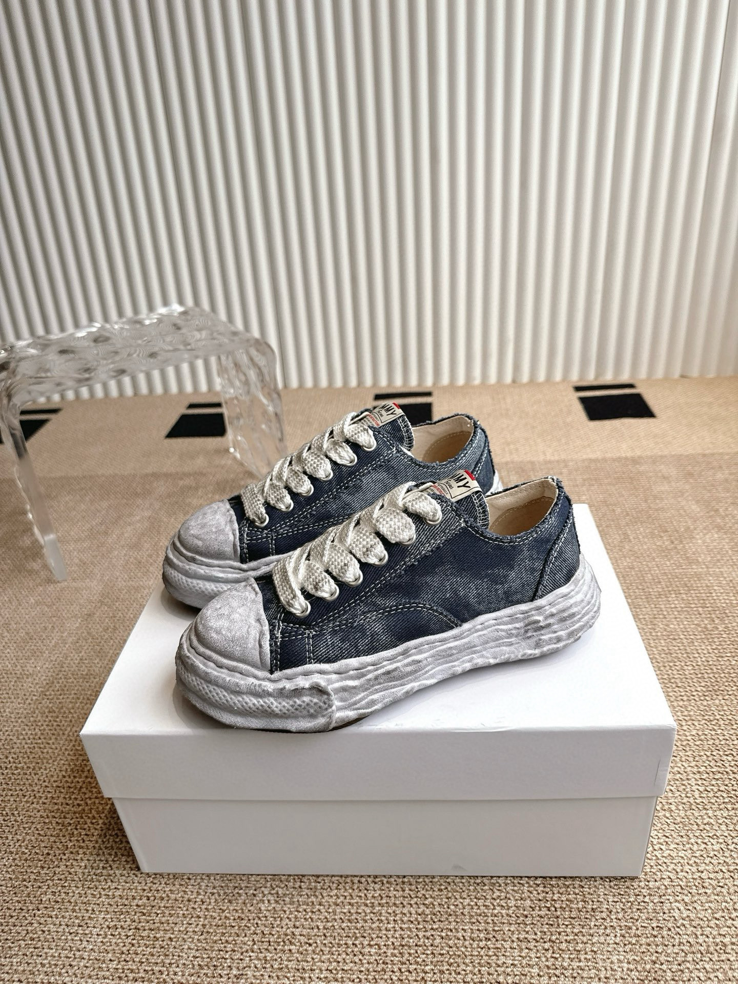 Shoe Maison MIHARA — 978a3282 angle 1