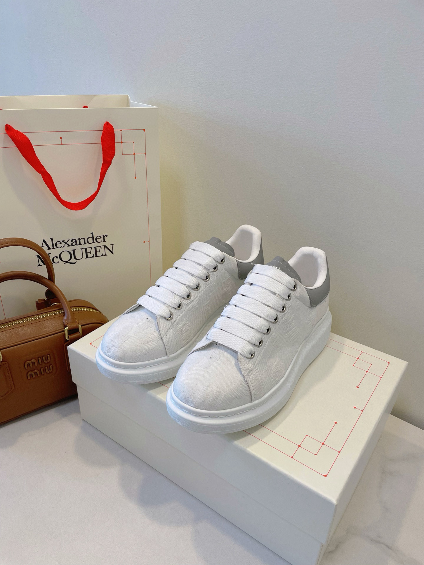 Shoe McQueen shoe — 1cb96278 angle 1