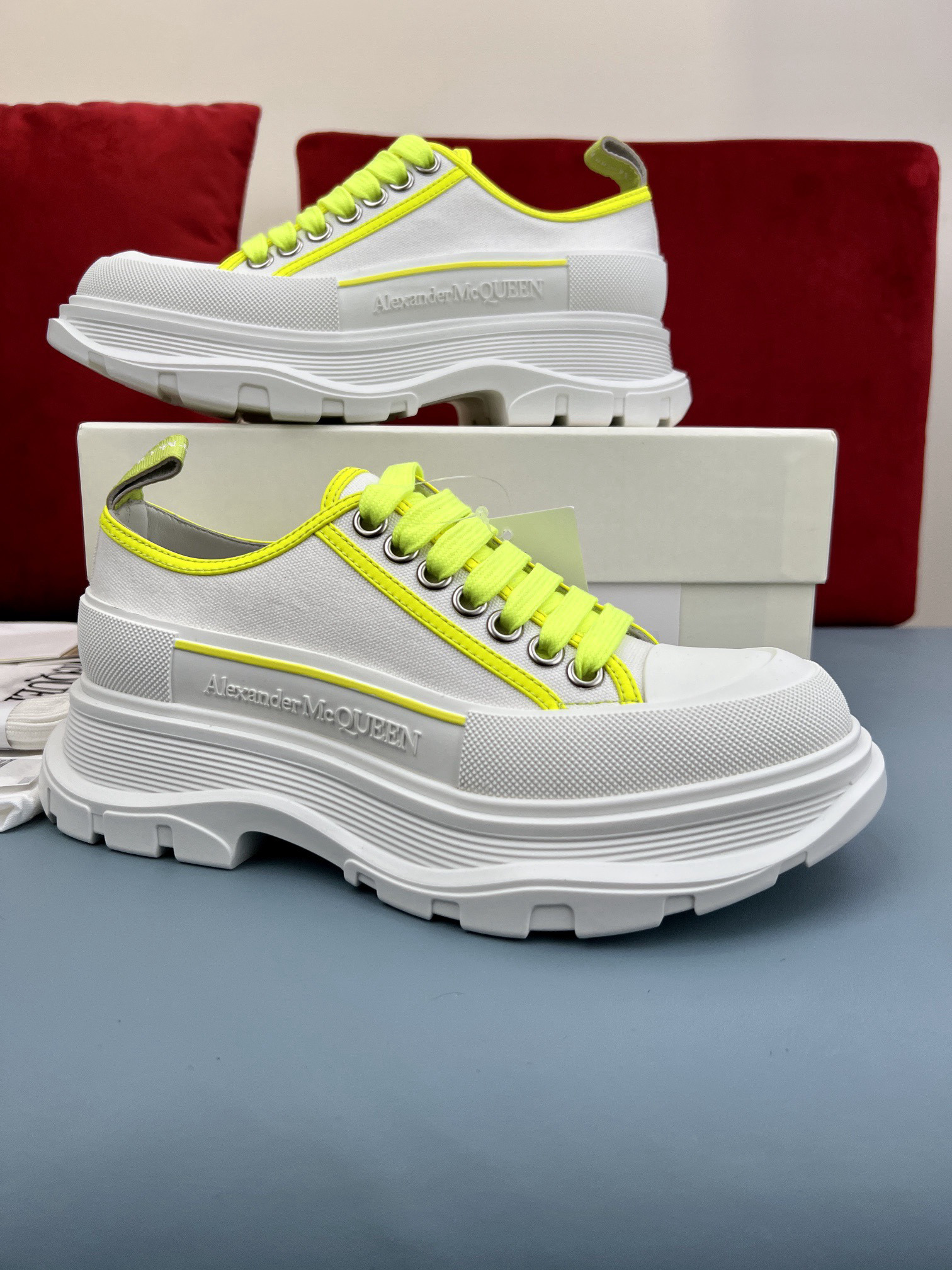 Shoe McQueen shoe — 2d718094 angle 1