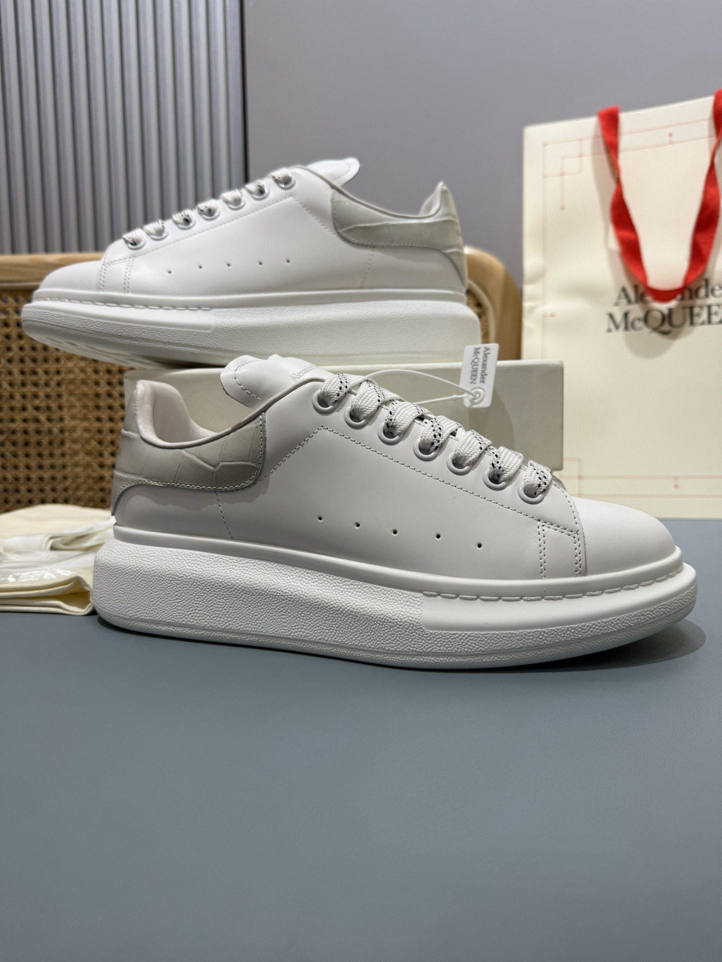 Shoe McQueen shoe — bb792c6c