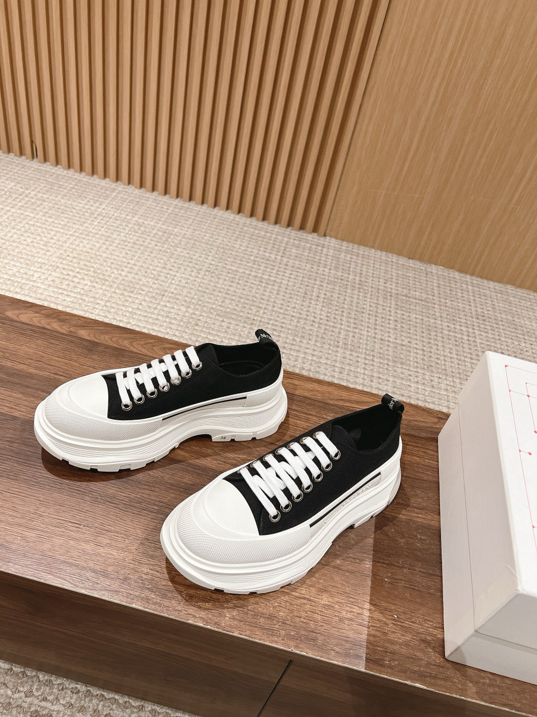 Shoe McQueen shoe — ccb021c3 angle 1