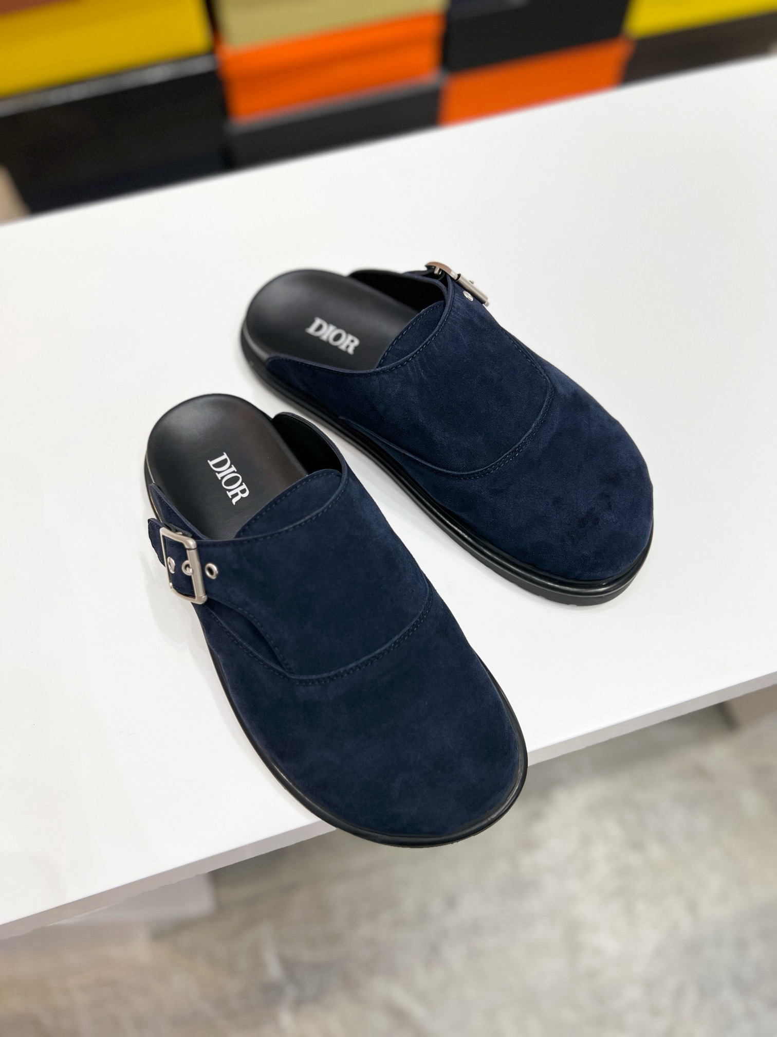 Shoe Men's Sandals Collection — 01d28053 angle 1