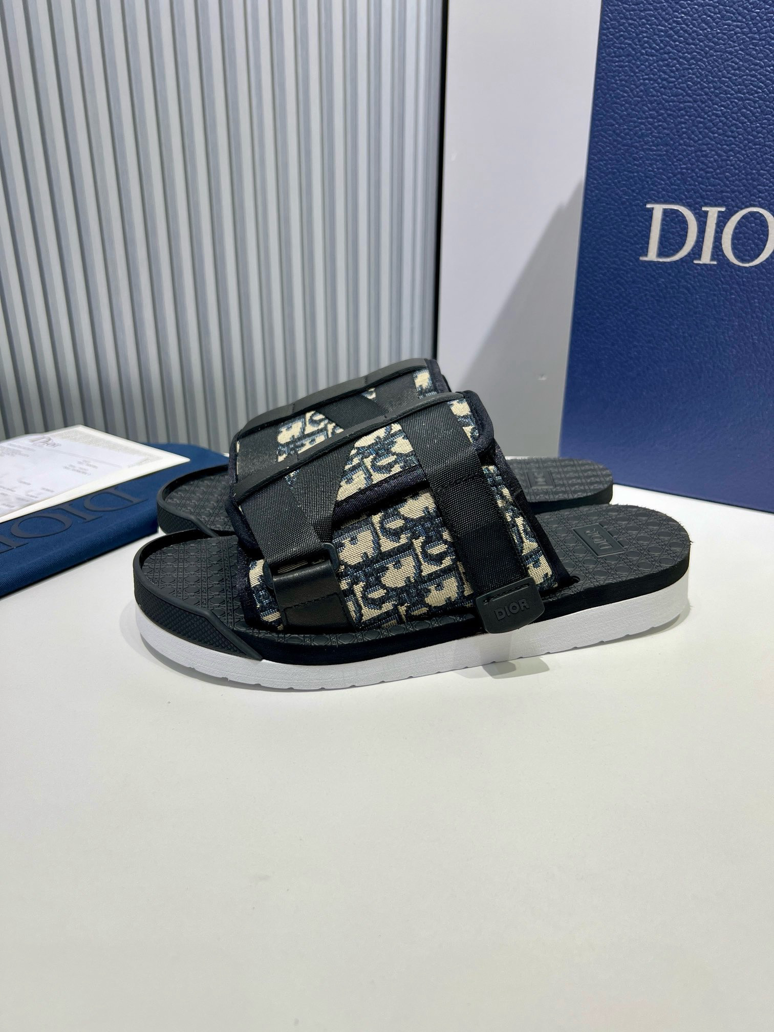 Shoe Men's Sandals Collection — 990968d6
