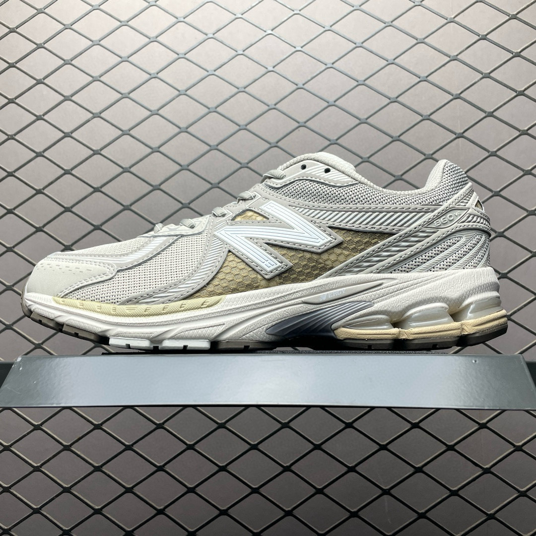 Shoe New Balance sneakers — d68c466c