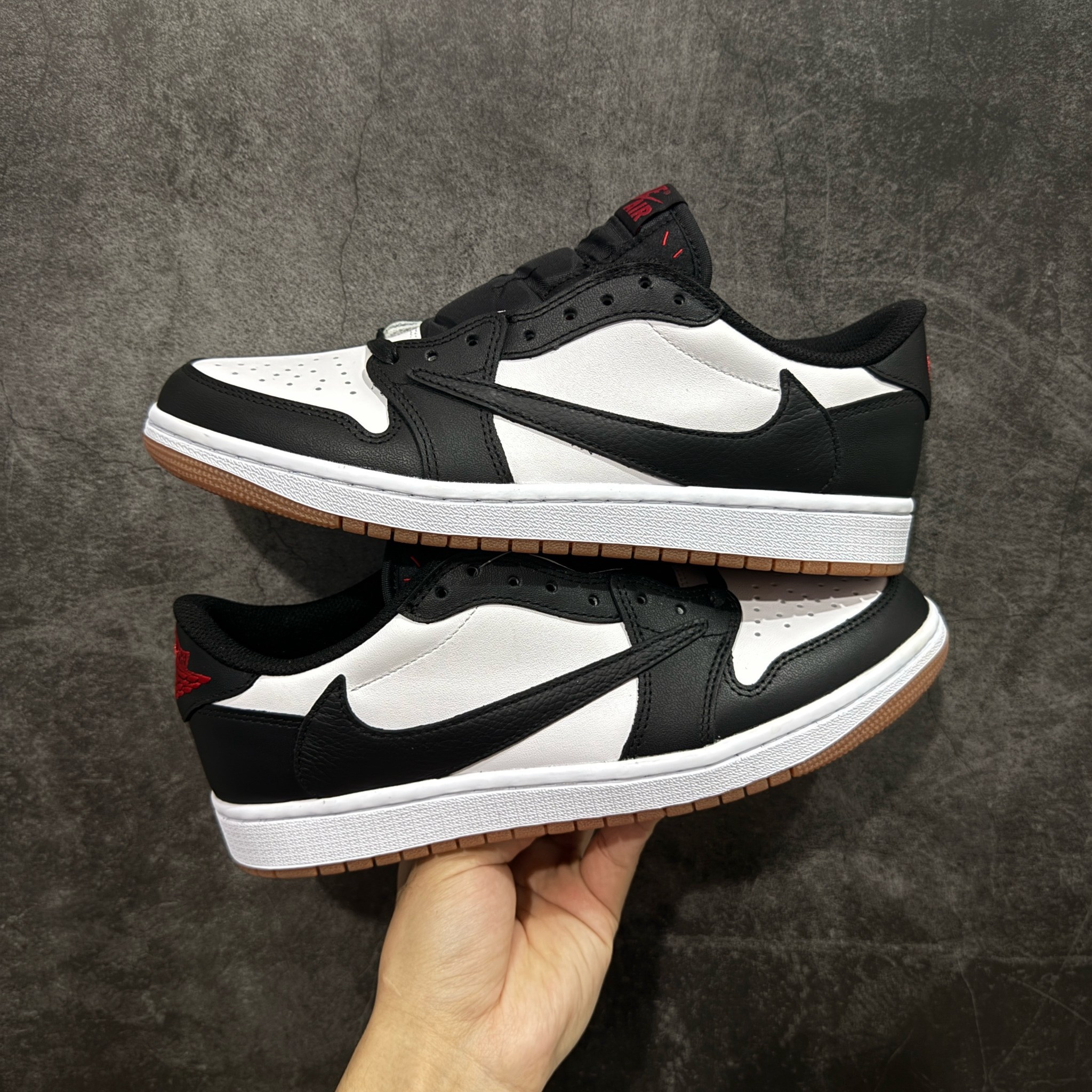 Shoe Nike Shoes — 6116393b angle 1
