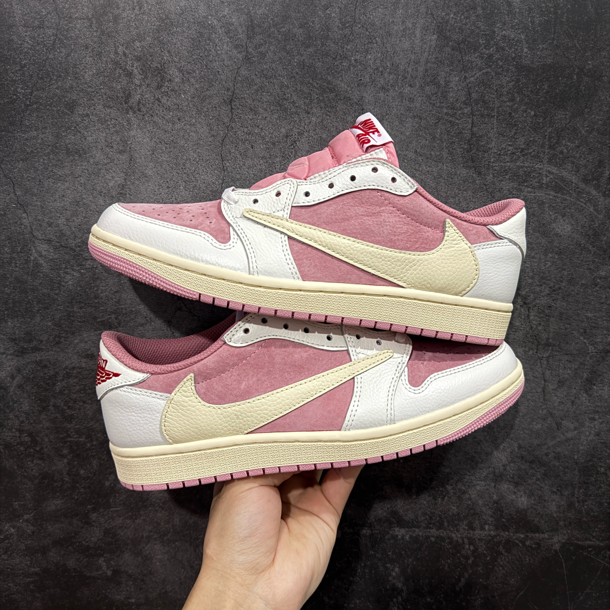 Shoe Nike Shoes — f234fc62 angle 1