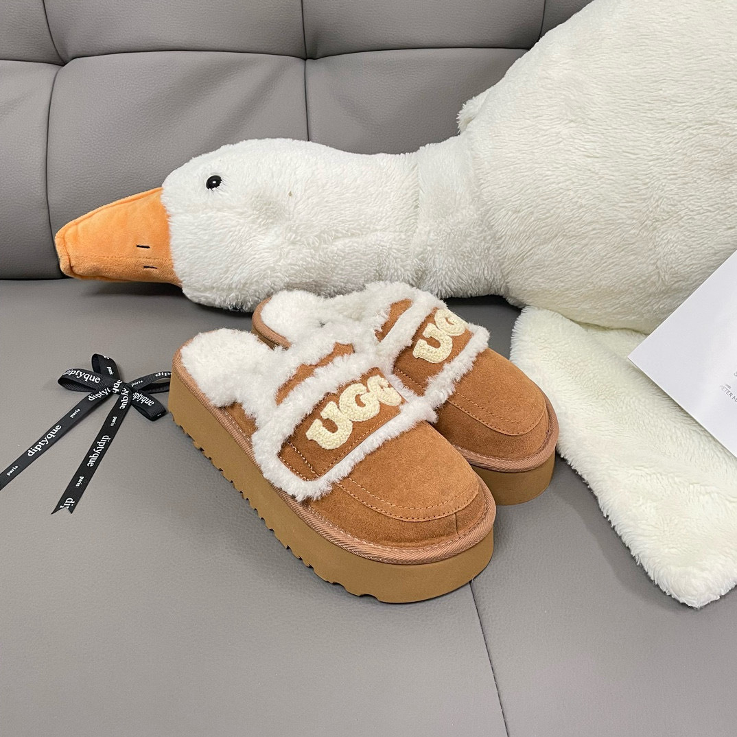 Shoe Ugg series — 275967bf angle 1