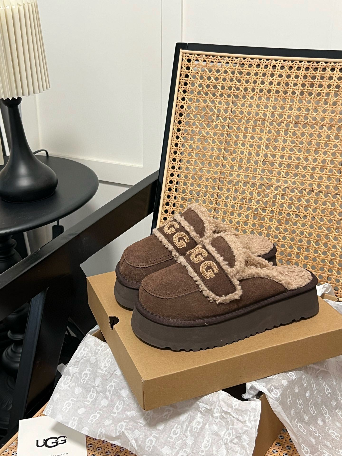 Shoe Ugg series — 307b9d55