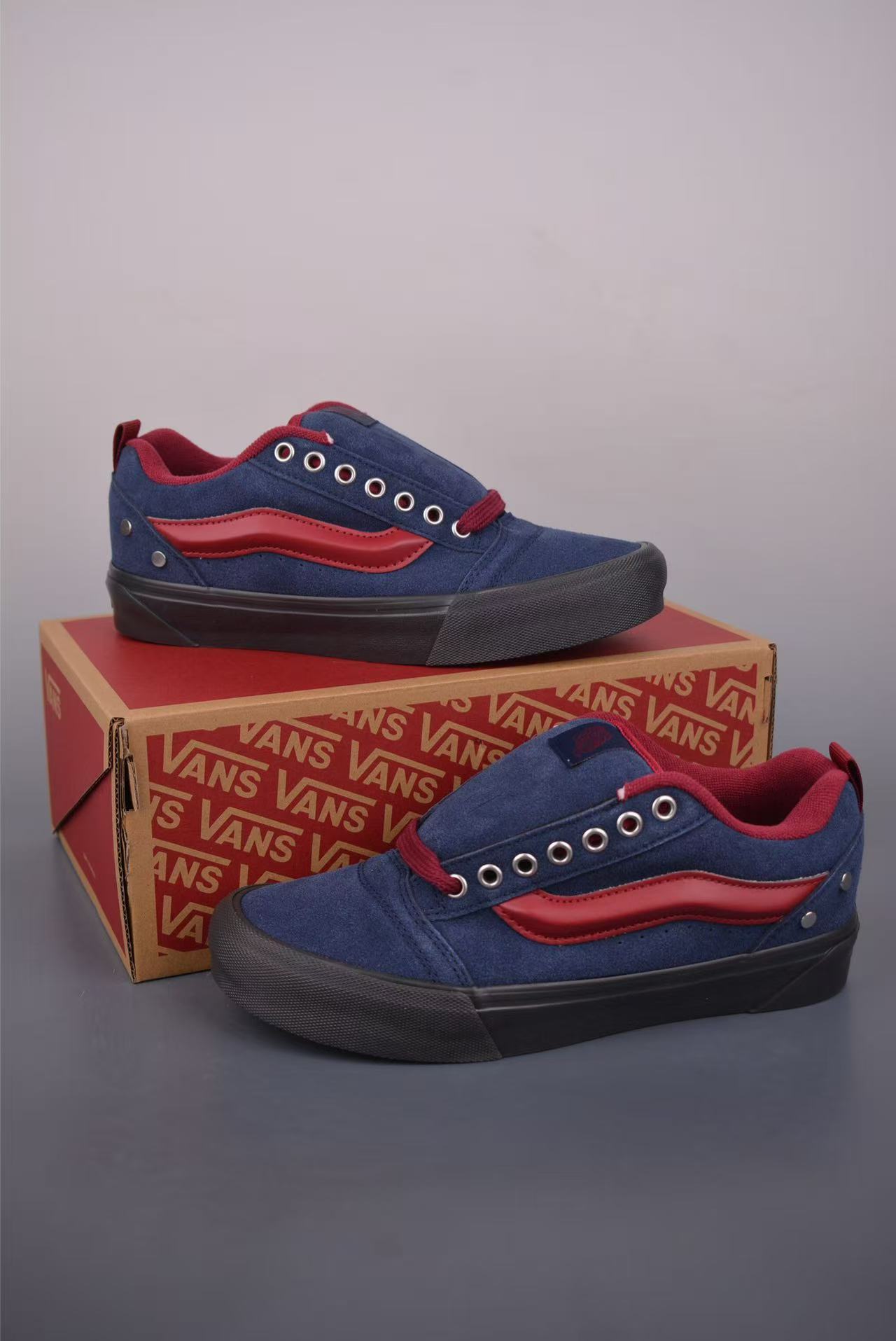 Shoe Vans Old Skool shoes — 14ba82fb angle 1