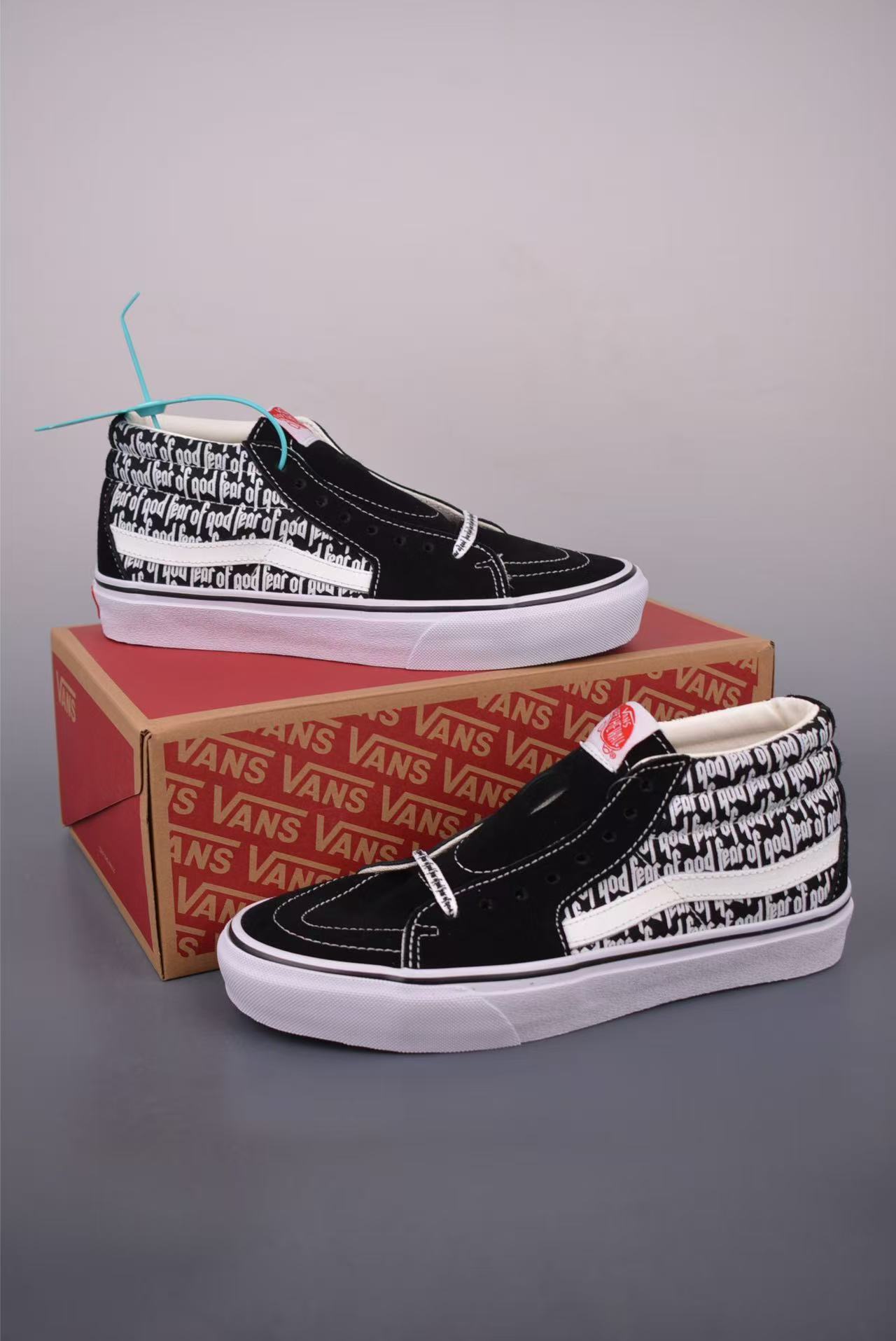 Shoe Vans Old Skool shoes — 5b13c2fd angle 1