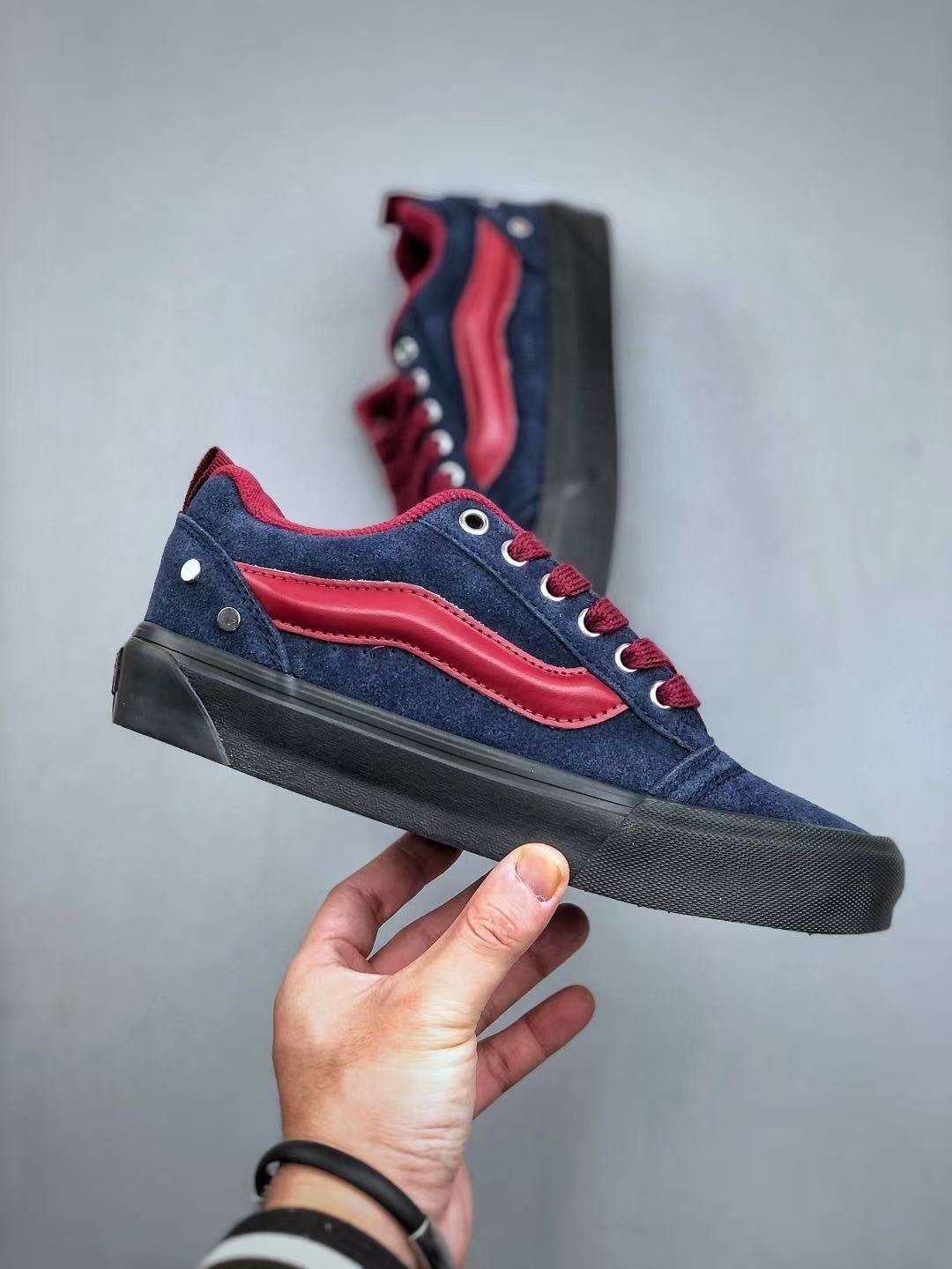 Shoe Vans Old Skool shoes — 65f41d5a angle 1