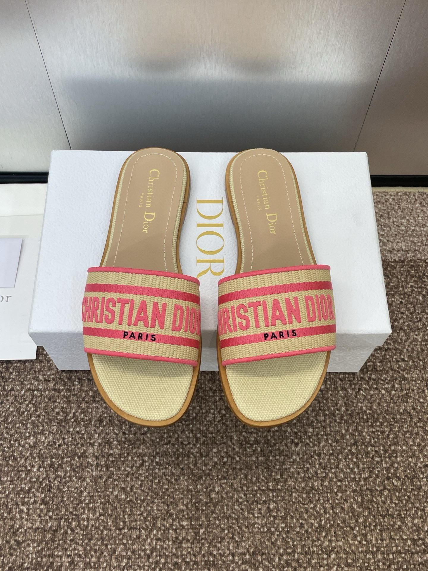 Shoe Women Sandals — 3c67ef54 angle 1