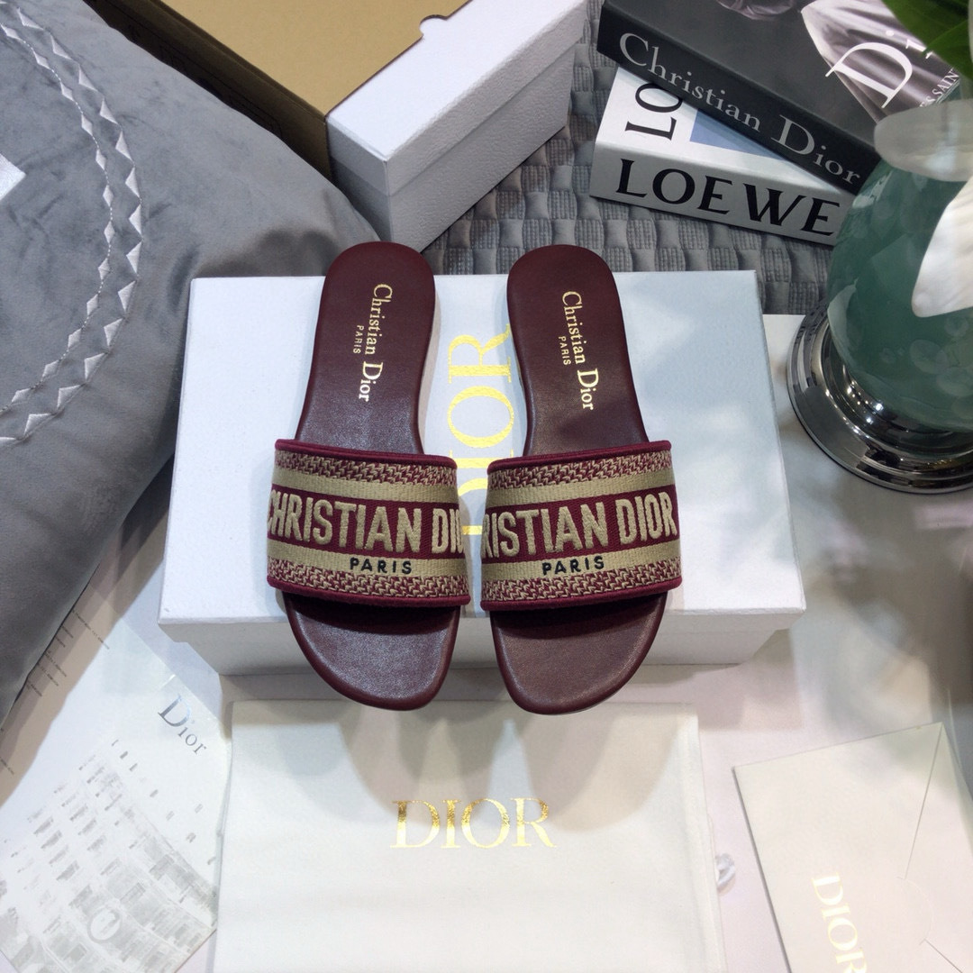 Shoe Women Sandals — 762b158b angle 1